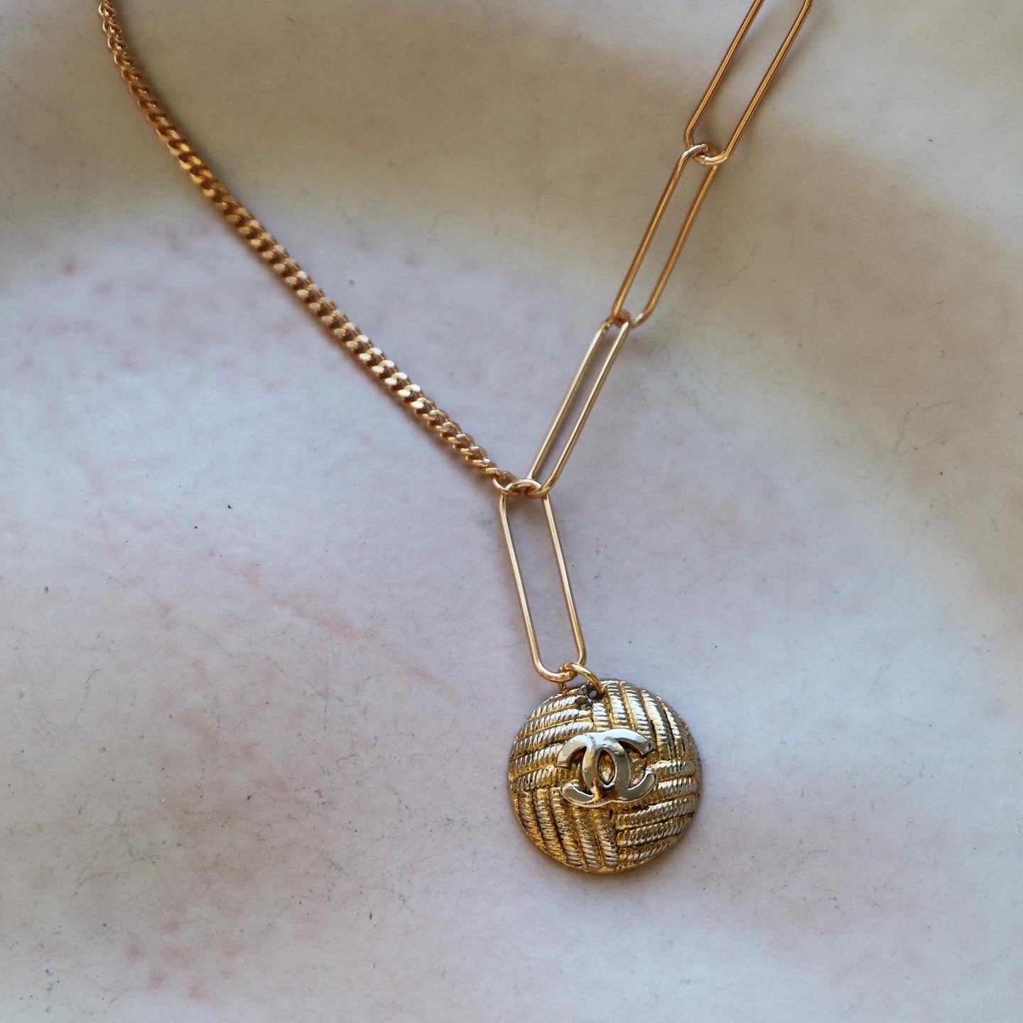 COLLIER UPCYCLÉ | MATELASSÉ BI-CHAÎNE