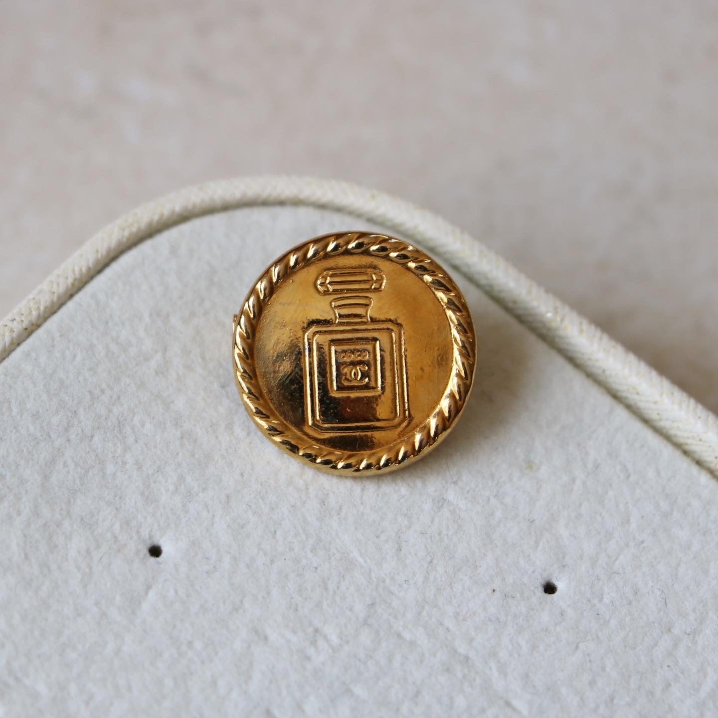 BROCHE UPCYCLÉE COCO