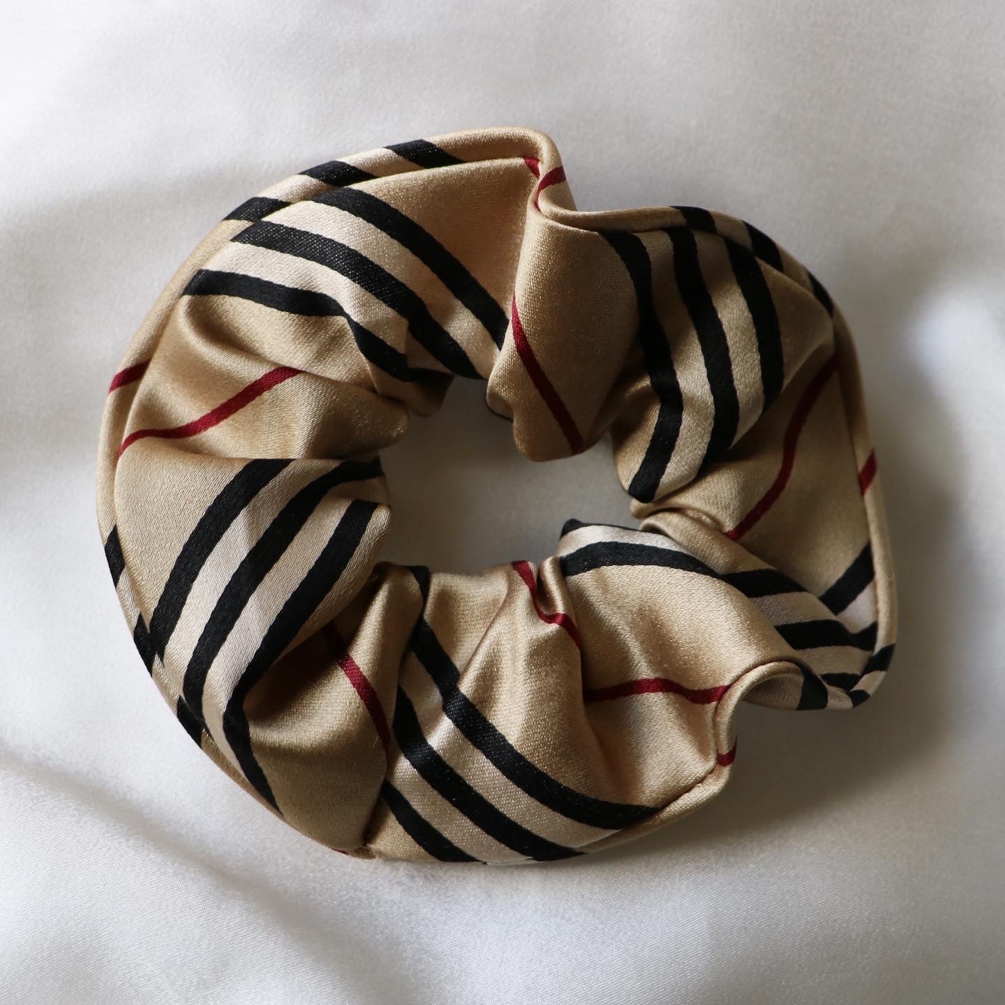 CHOUCHOU UPCYCLÉ BURBERRY | 100% SOIE