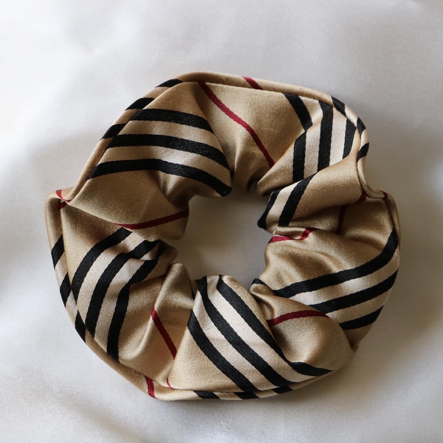 CHOUCHOU UPCYCLÉ BURBERRY | 100% SOIE