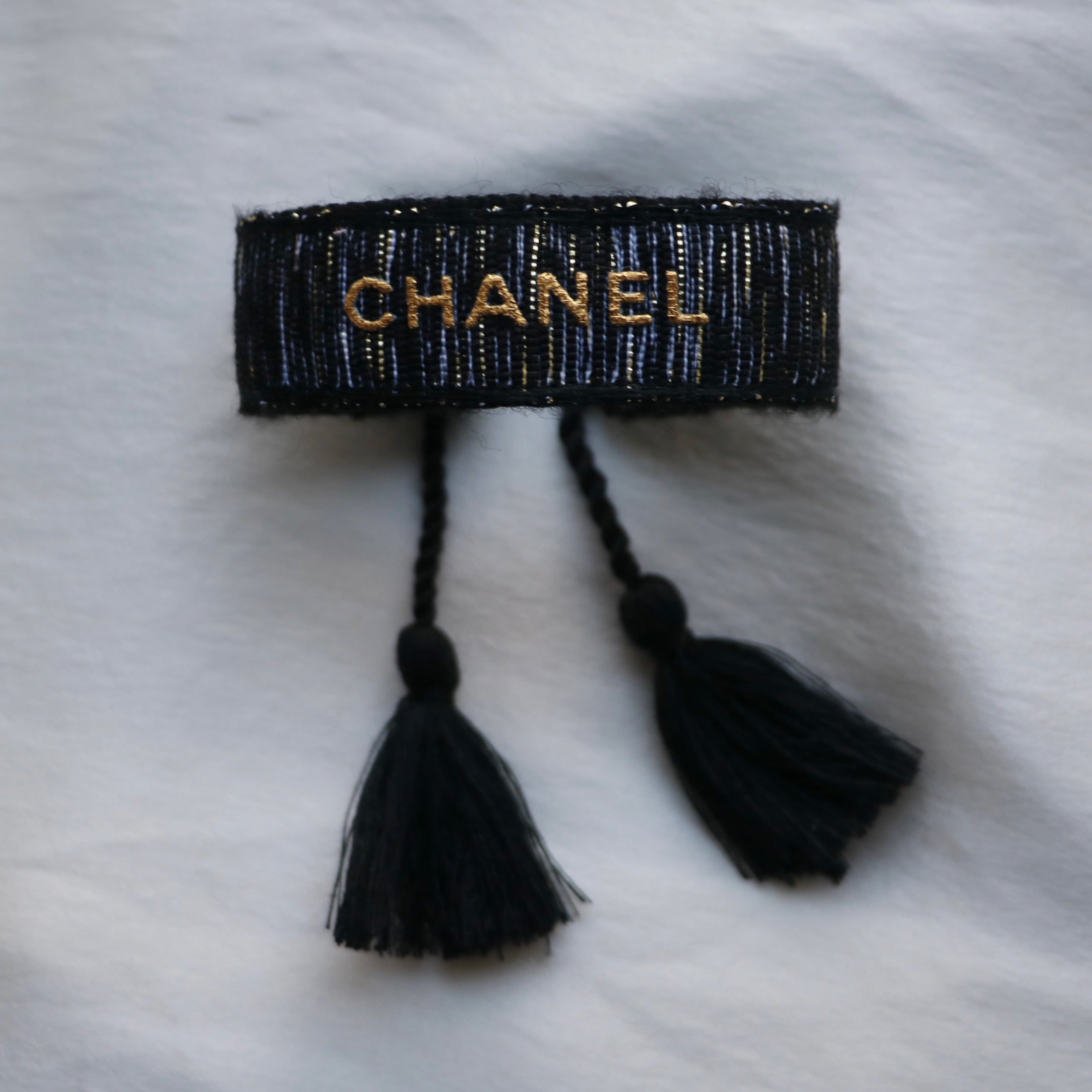 BRACELET TISSÉ UPCYCLÉ CHANEL | NOIR & DORÉ