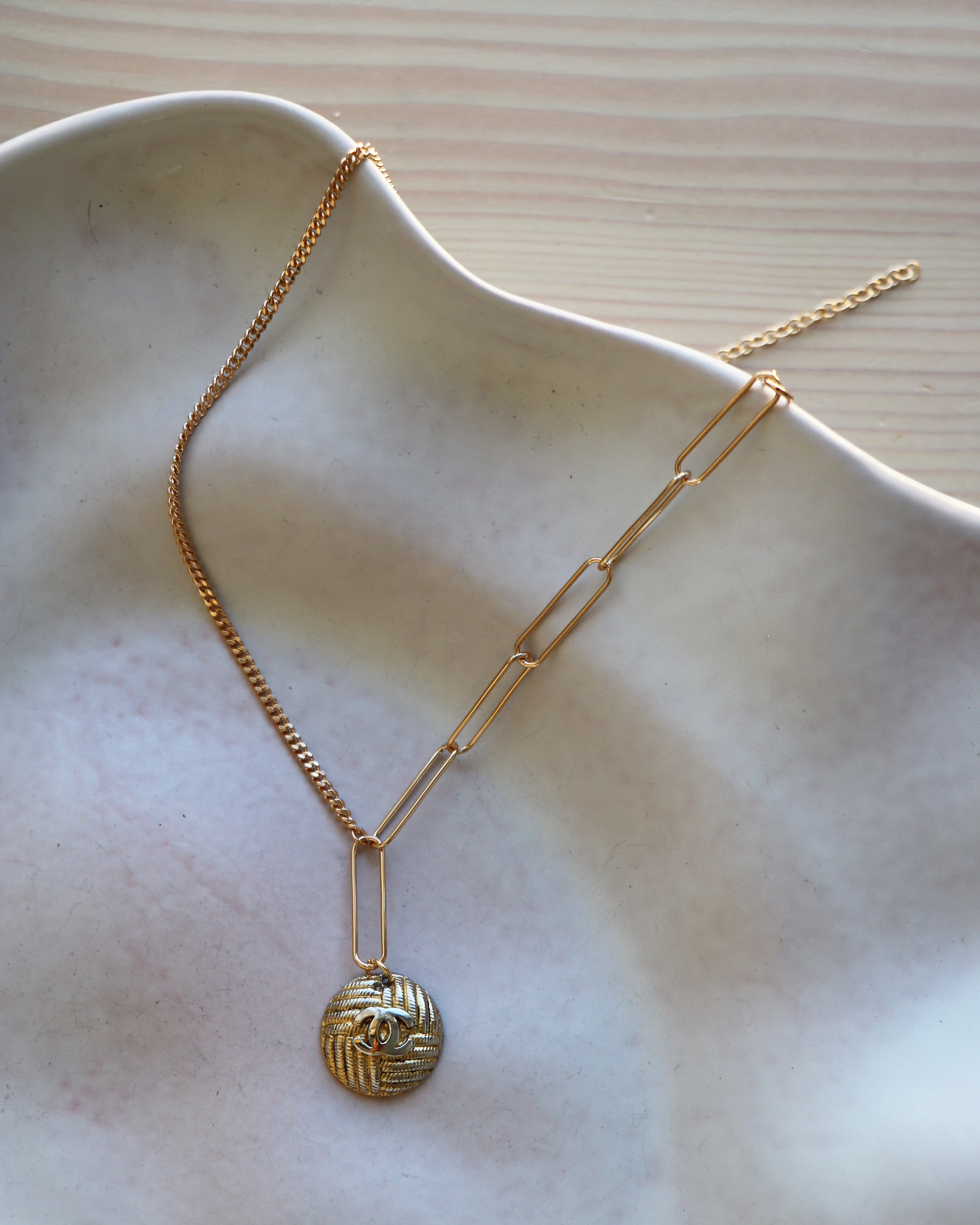 COLLIER UPCYCLÉ | MATELASSÉ BI-CHAÎNE