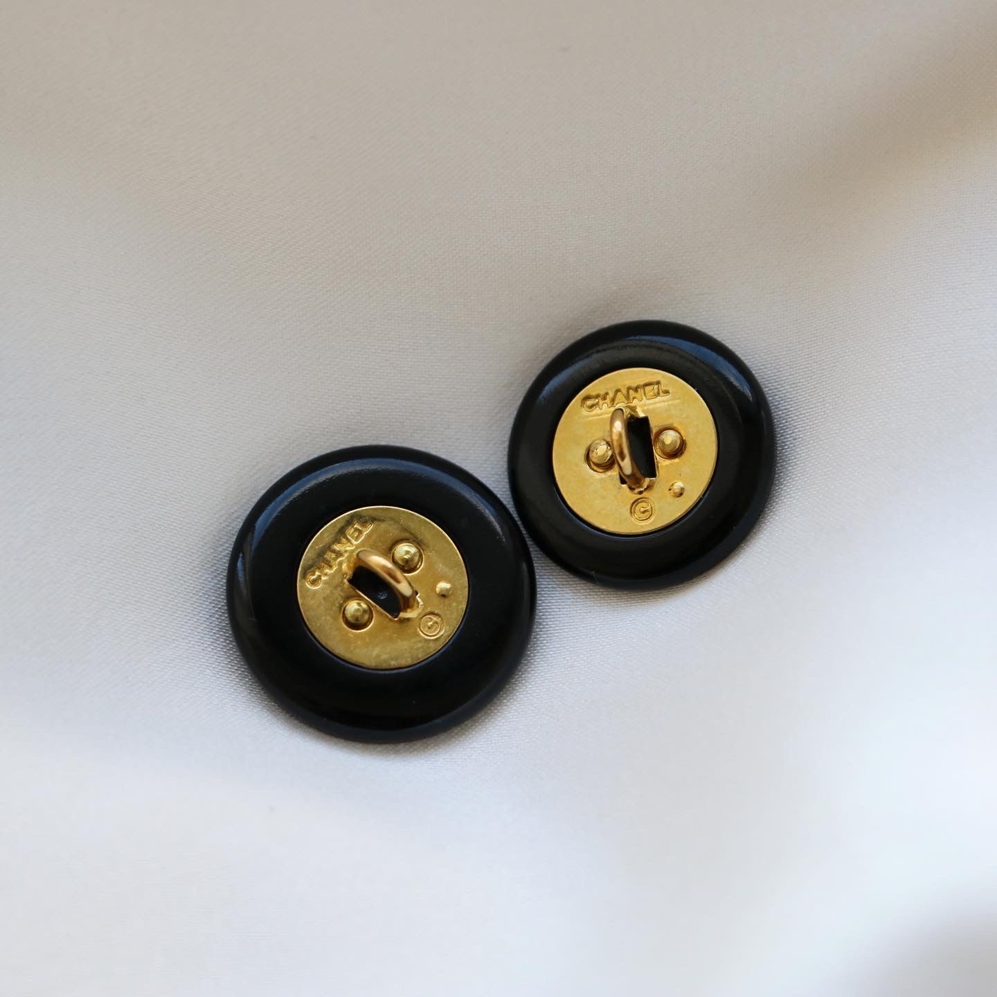 COLLIER UPCYCLÉ CHANEL | NOIR