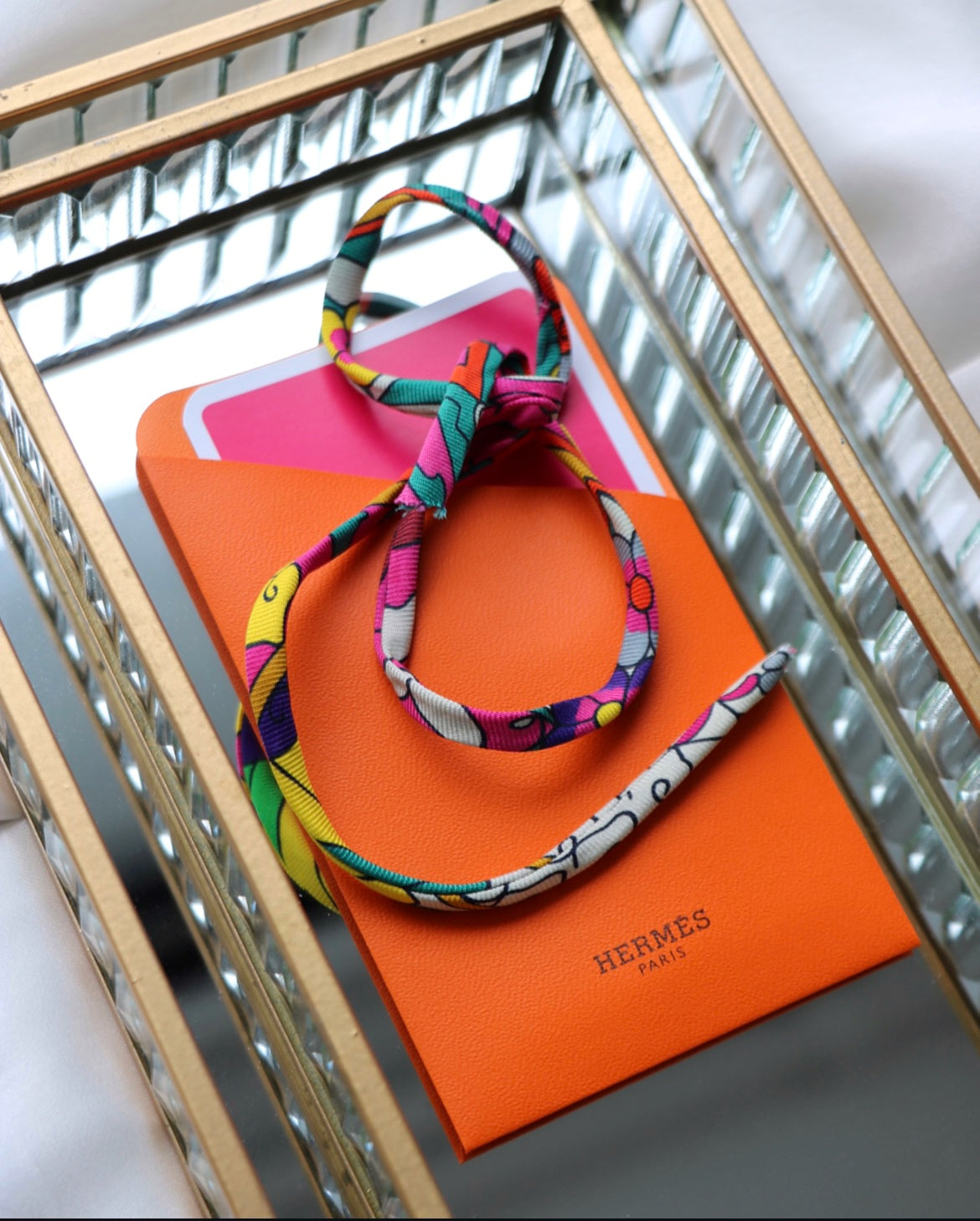 LIEN DE SOIE TWILLY HERMÈS N°2