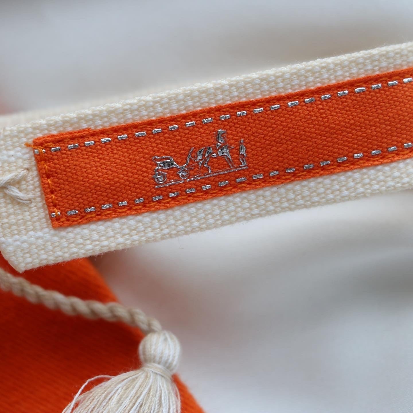 BRACELET TISSÉ UPCYCLÉ HERMÈS | RARE ORANGE