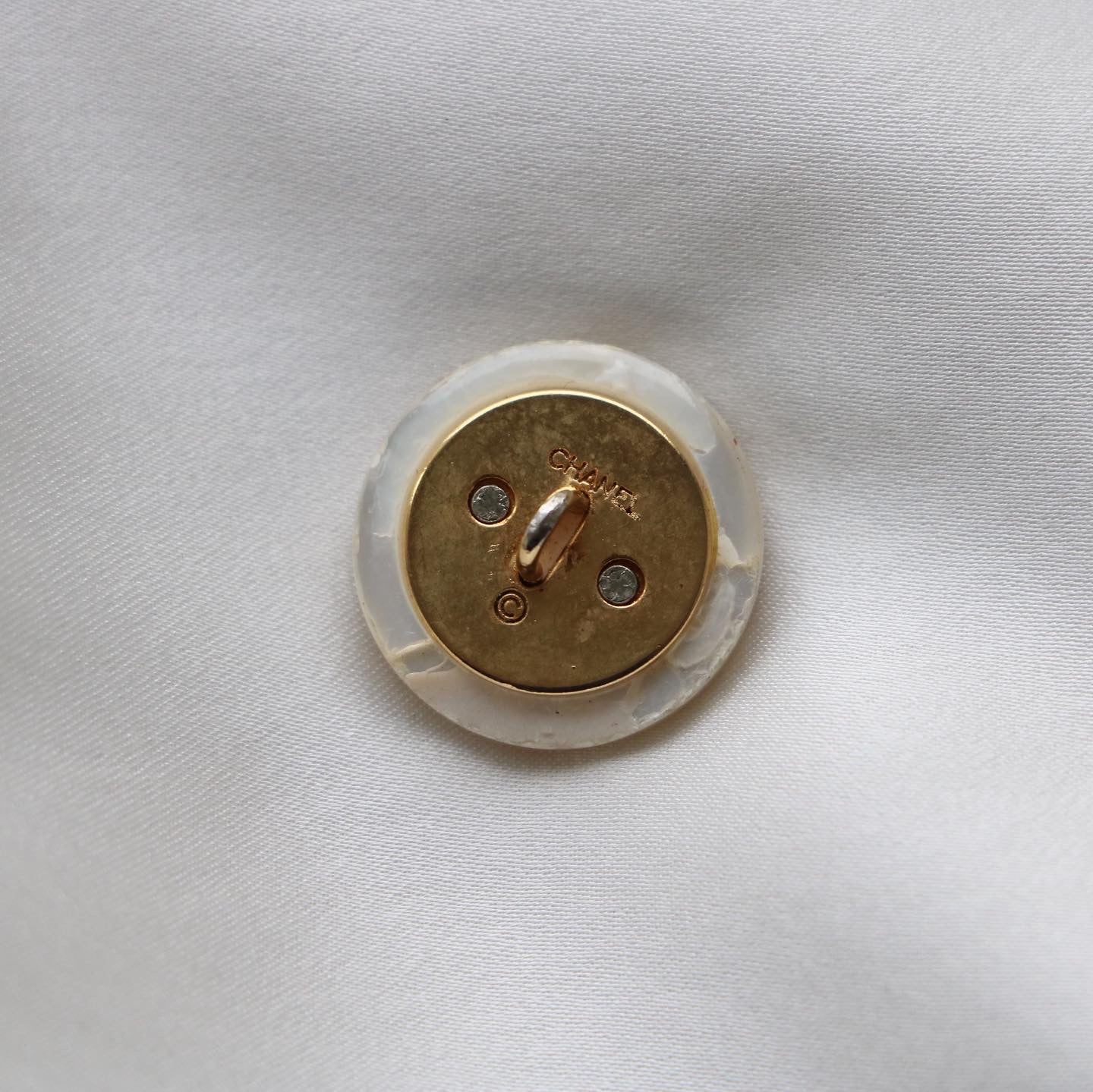 COLLIER UPCYCLÉ IMPARFAIT | BLANC NACRE RARE