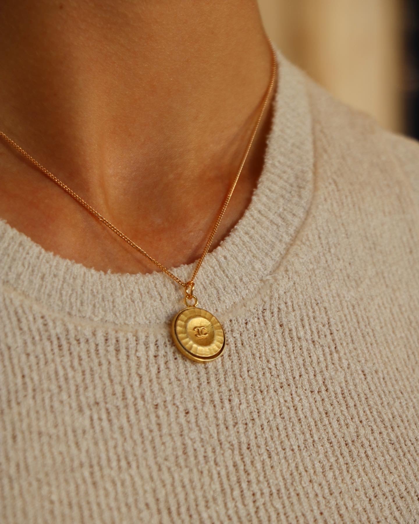 COLLIER UPCYCLÉ SOLEIL DORÉ