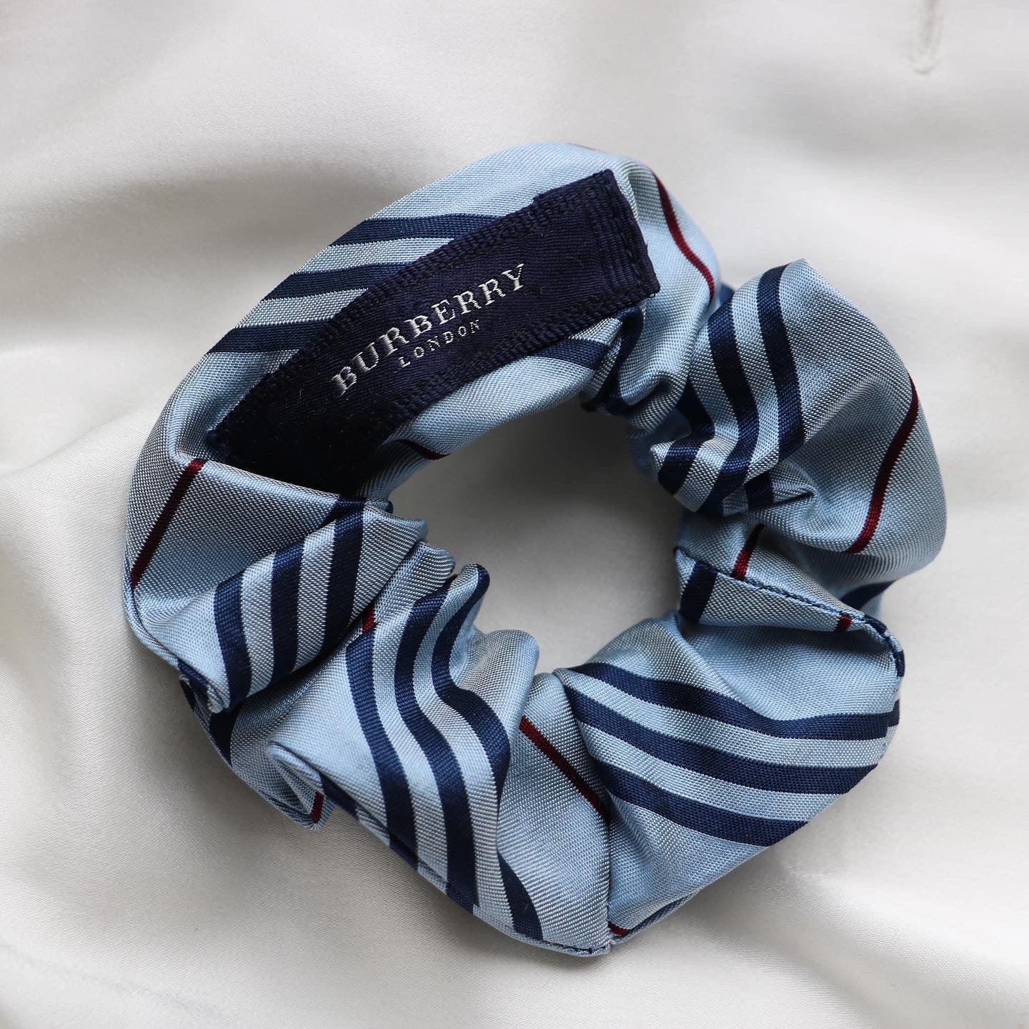 CHOUCHOU UPCYCLÉ BURBERRY | 100% SOIE