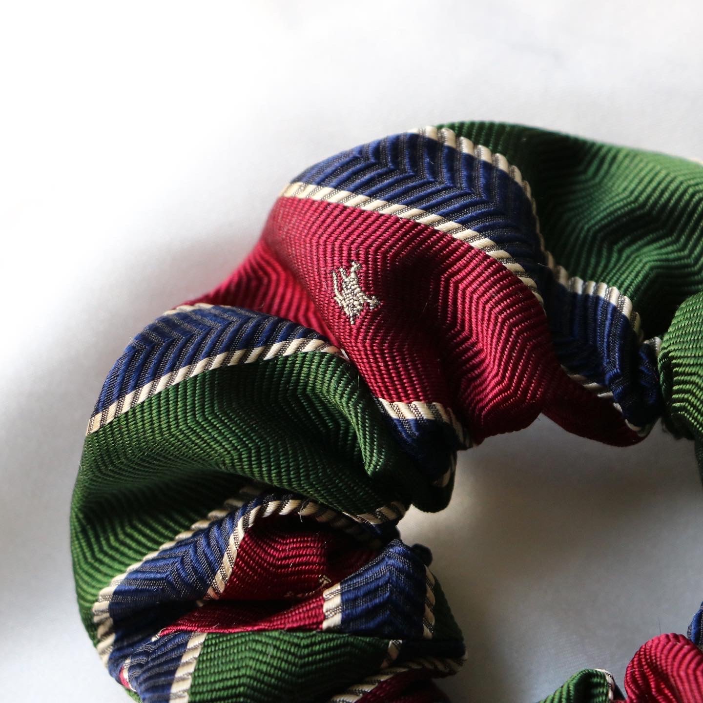 CHOUCHOU UPCYCLÉ BURBERRY | 100% SOIE
