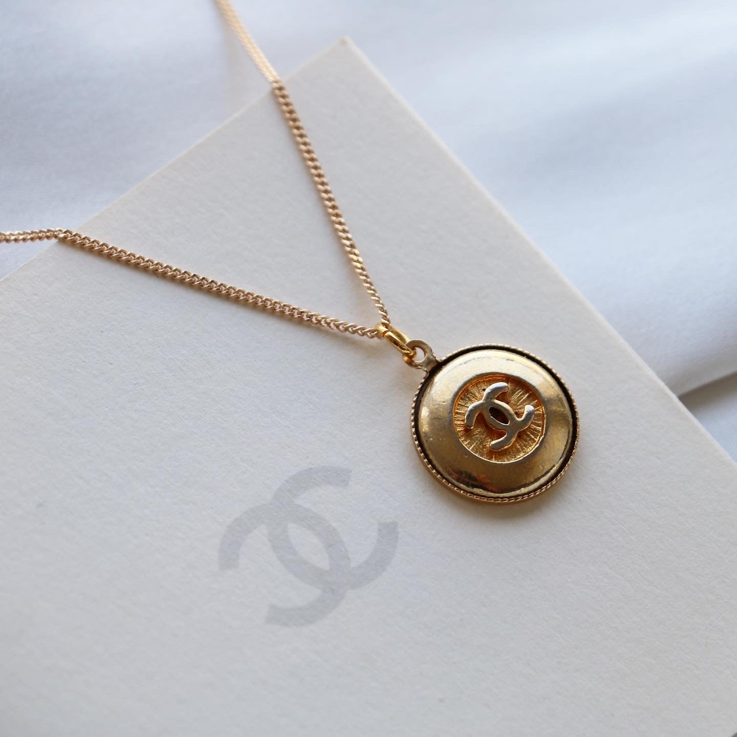 COLLIER UPCYCLÉ CHANEL | DORÉ N°2