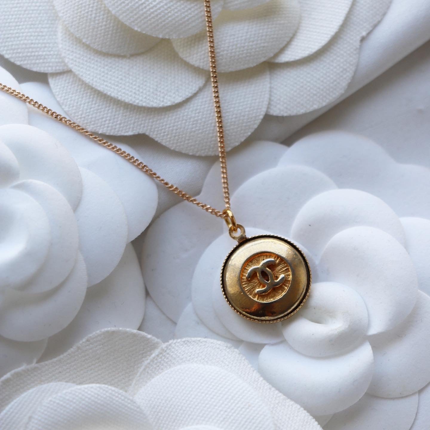 COLLIER UPCYCLÉ CHANEL | DORÉ N°2