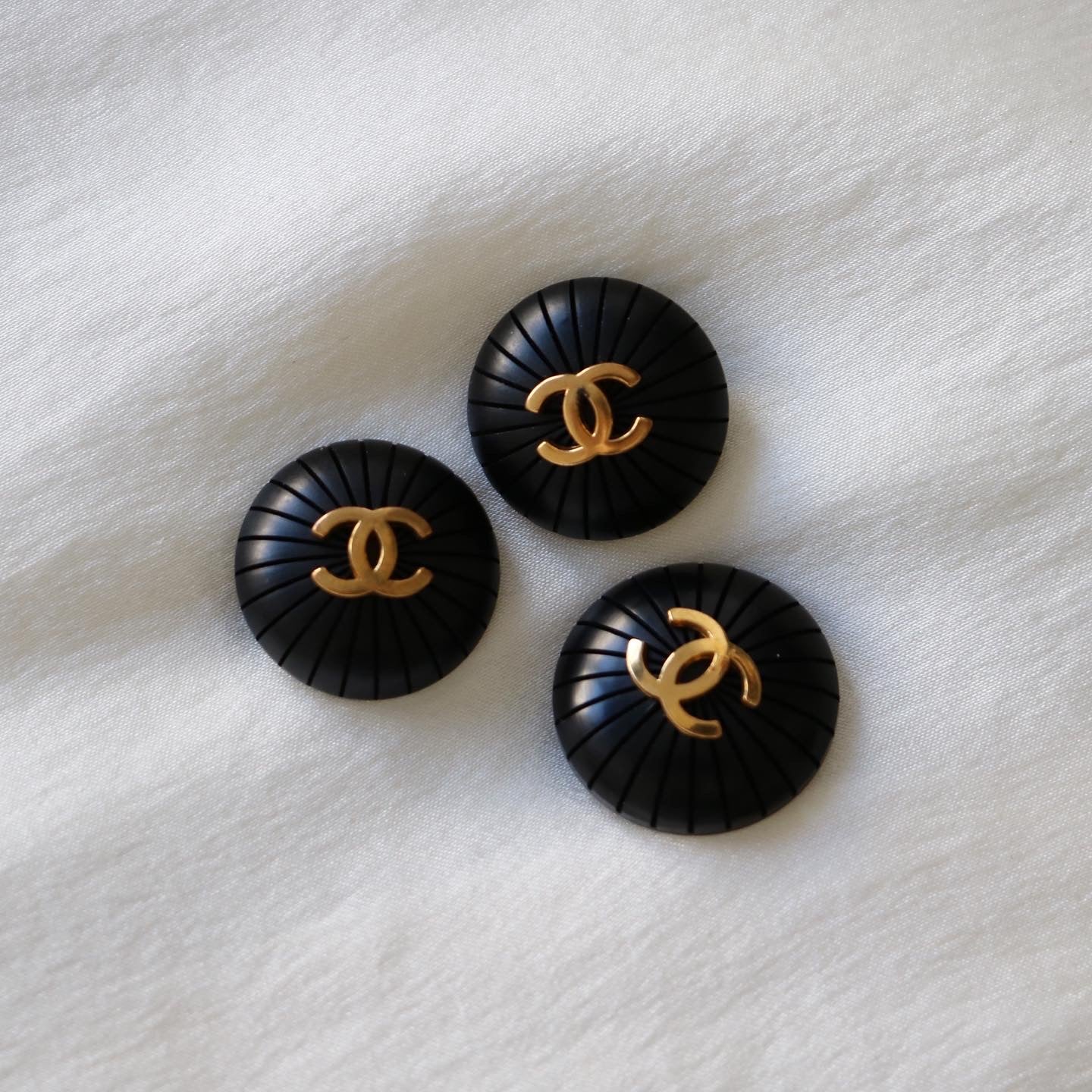 COLLIER UPCYCLÉ CHANEL | NOIR "IMPARFAIT"