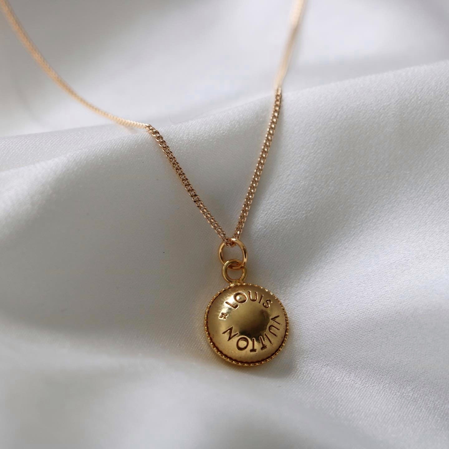 COLLIER UPCYCLÉ LOUIS VUITTON