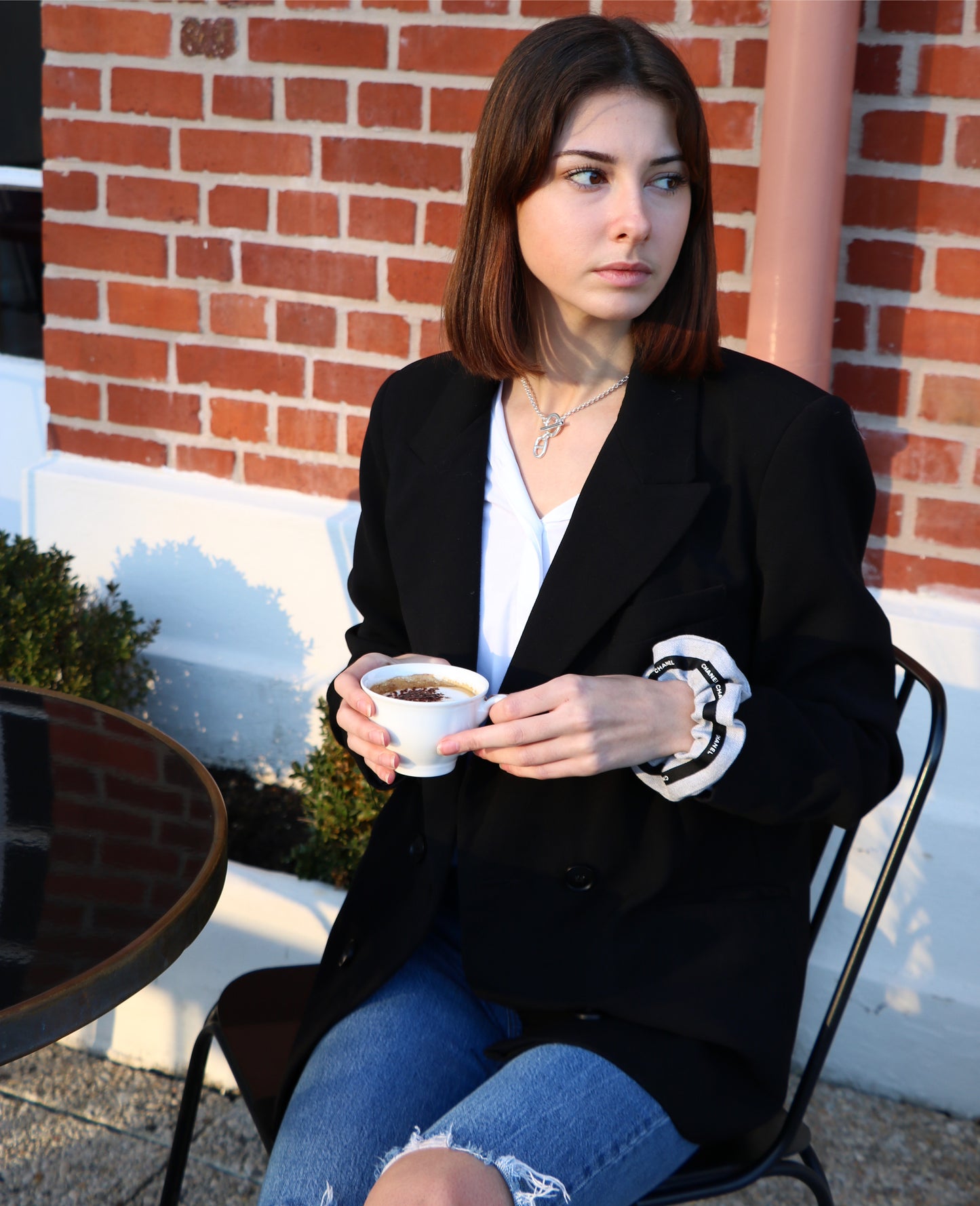 CHOUCHOU UPCYCLÉ CHANEL | GRIS & NOIR