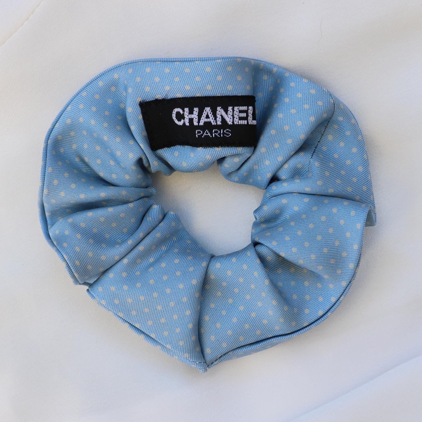 CHOUCHOU UPCYCLÉ CHANEL | 100% SOIE