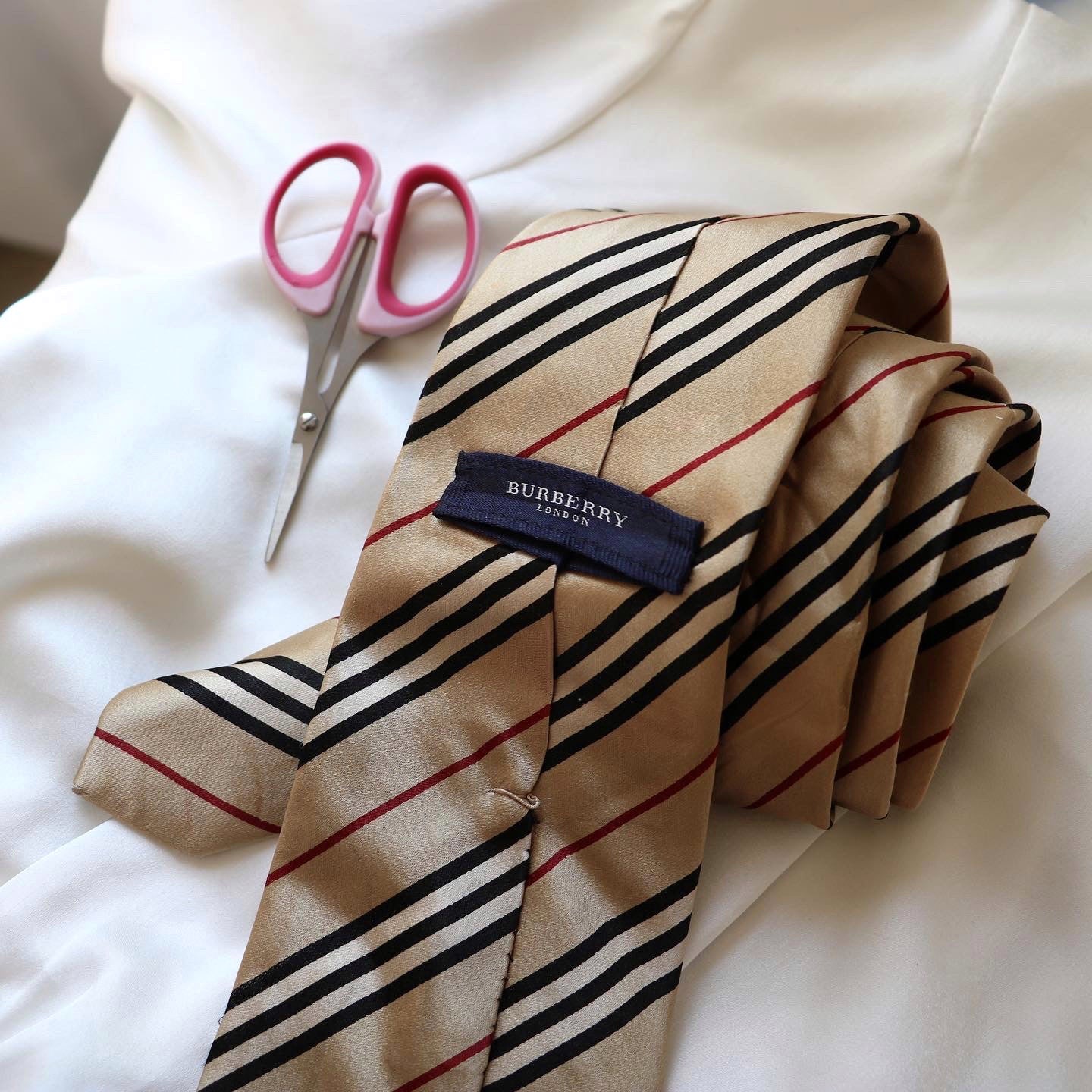 CHOUCHOU UPCYCLÉ BURBERRY | 100% SOIE