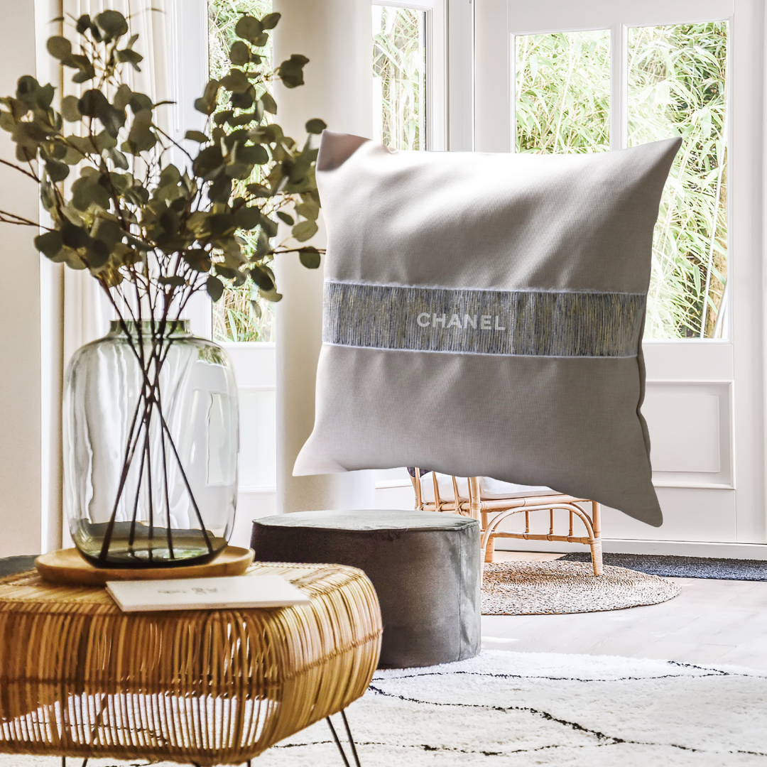 COUSSIN UPCYCLÉ RUBAN RARE CHANEL