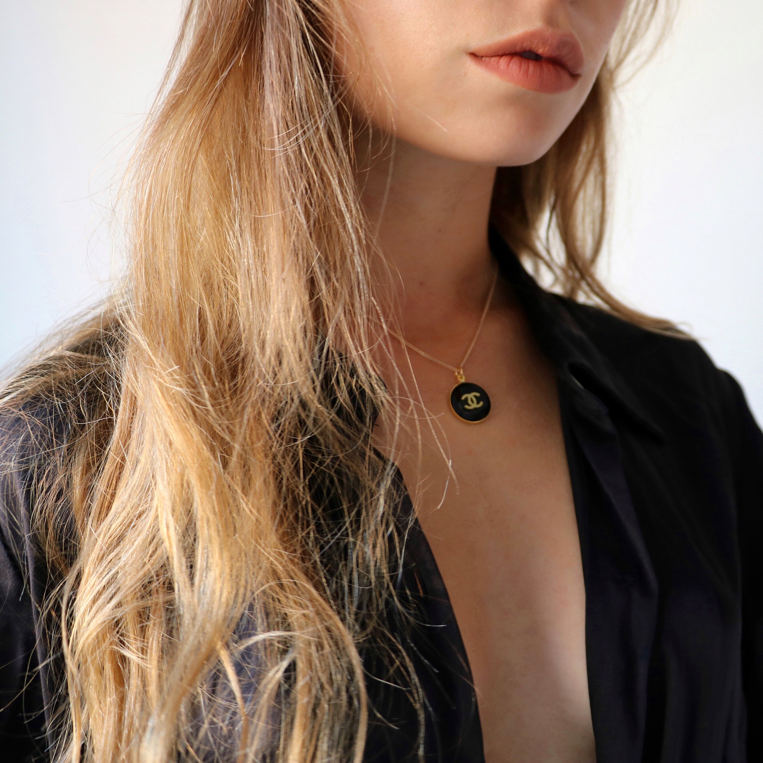 COLLIER UPCYCLÉ CHANEL | NOIR
