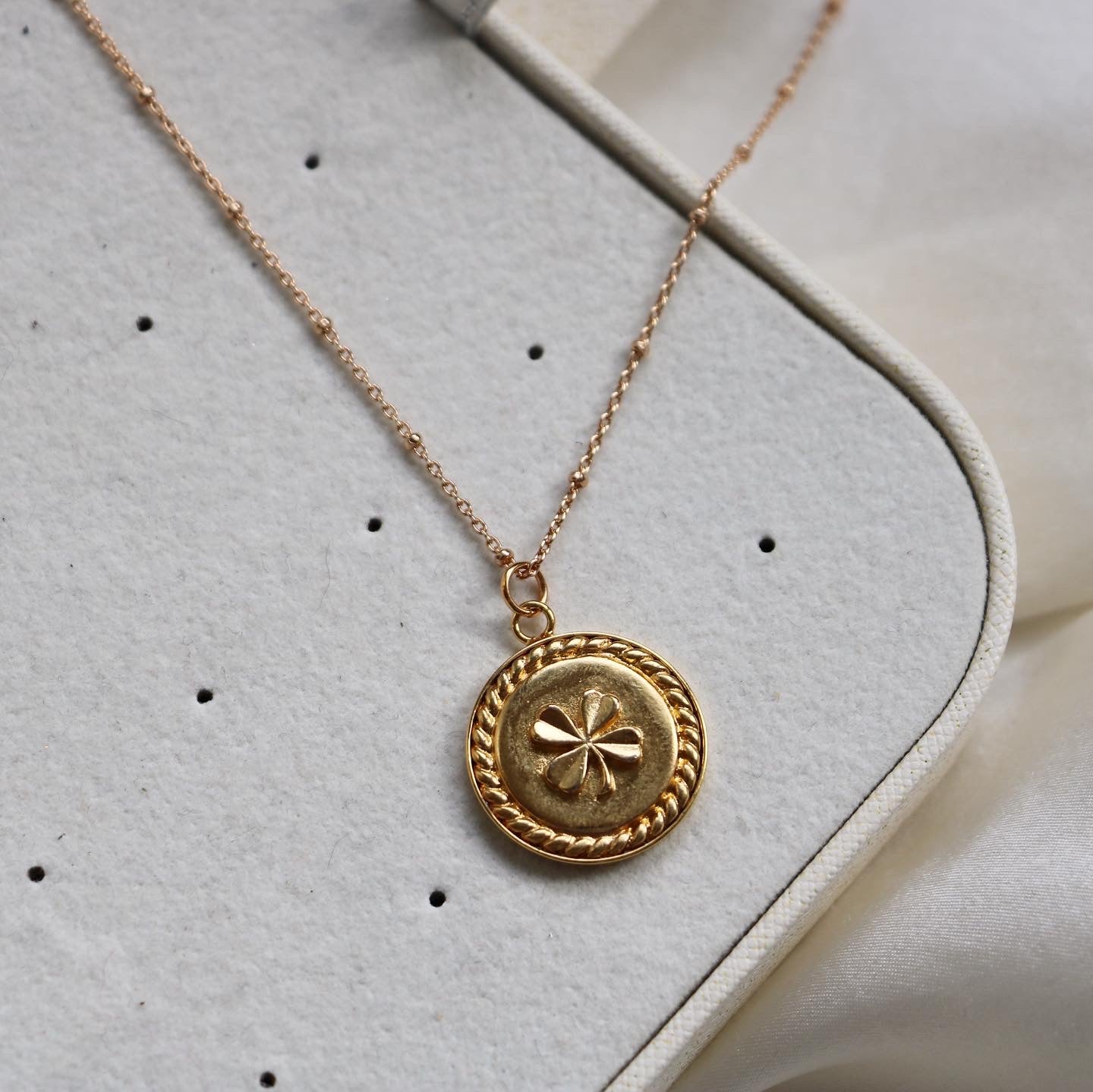 COLLIER UPCYCLÉ CHANEL | LUCKY N°2