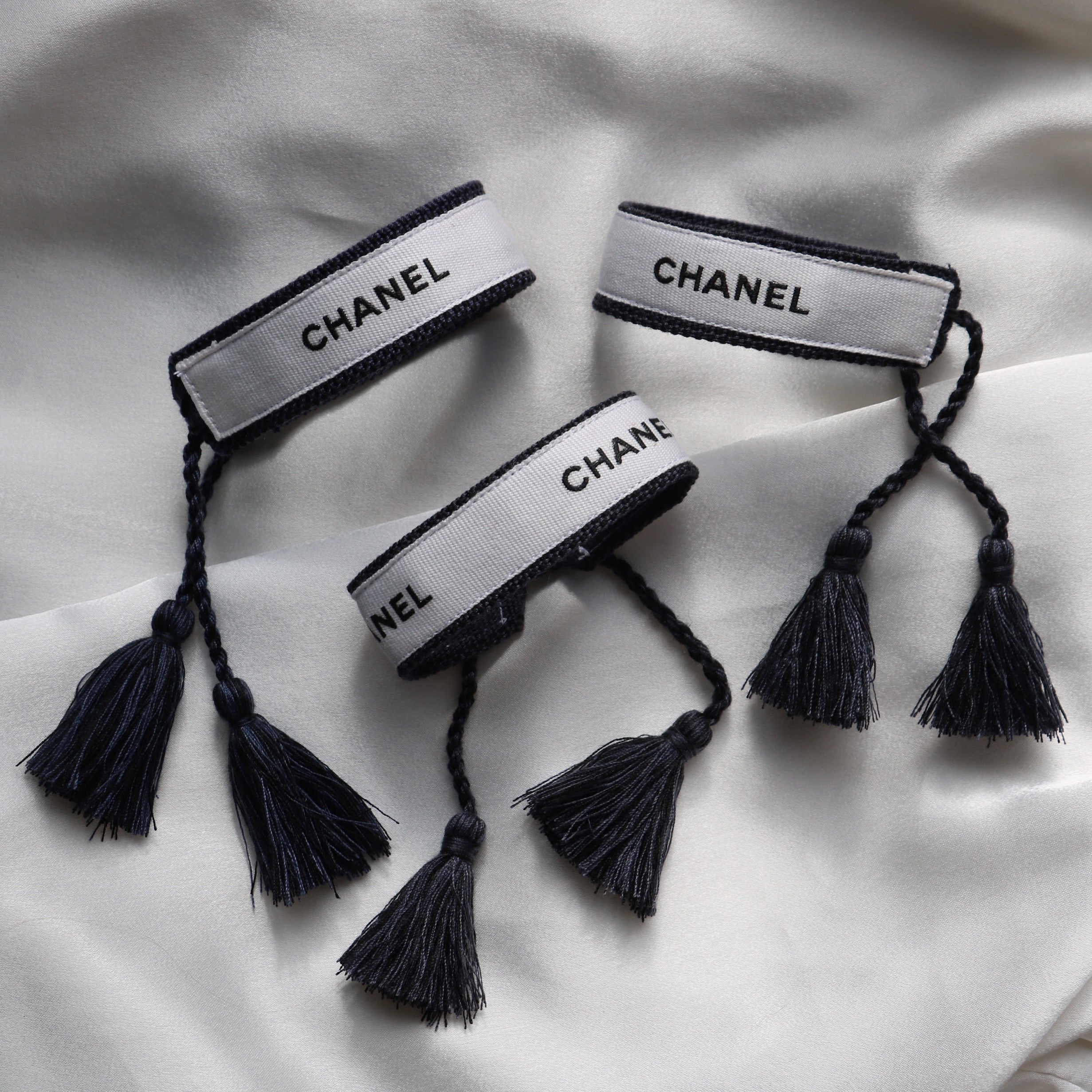 BRACELET TISSÉ UPCYCLÉ | NOIR & BLANC