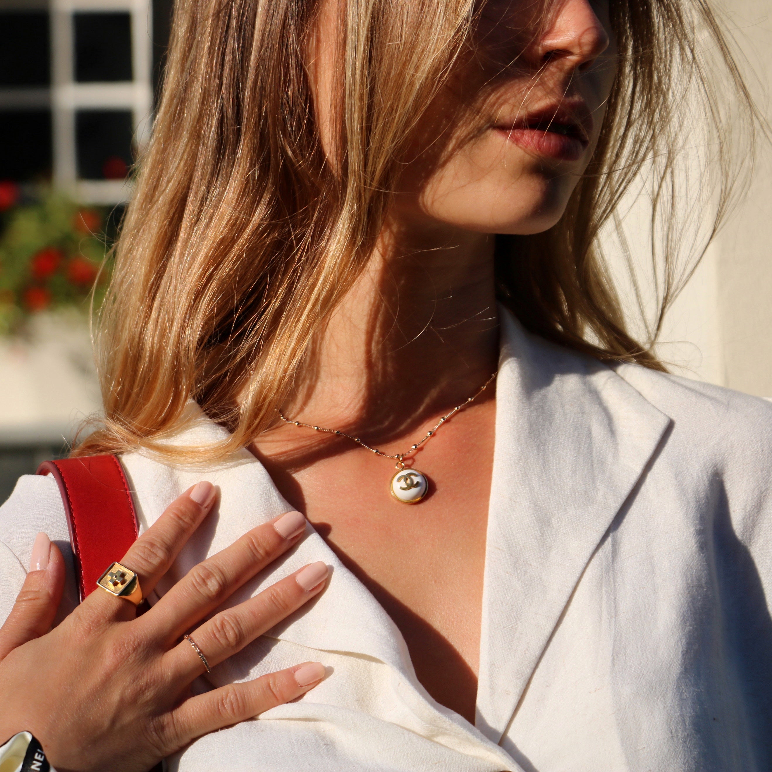 COLLIER UPCYCLÉ CHANEL | BLANC