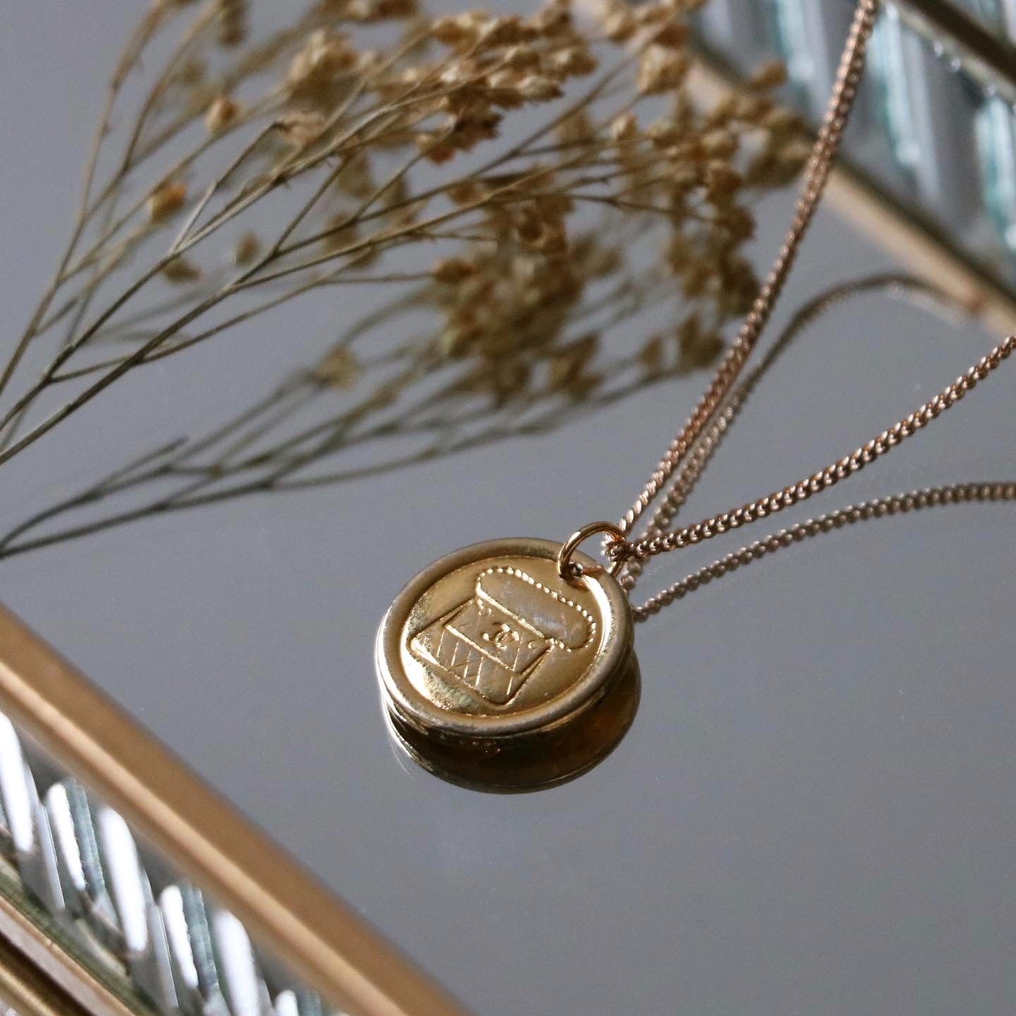 COLLIER UPCYCLÉ | BOUTON "CHANEL BAG"