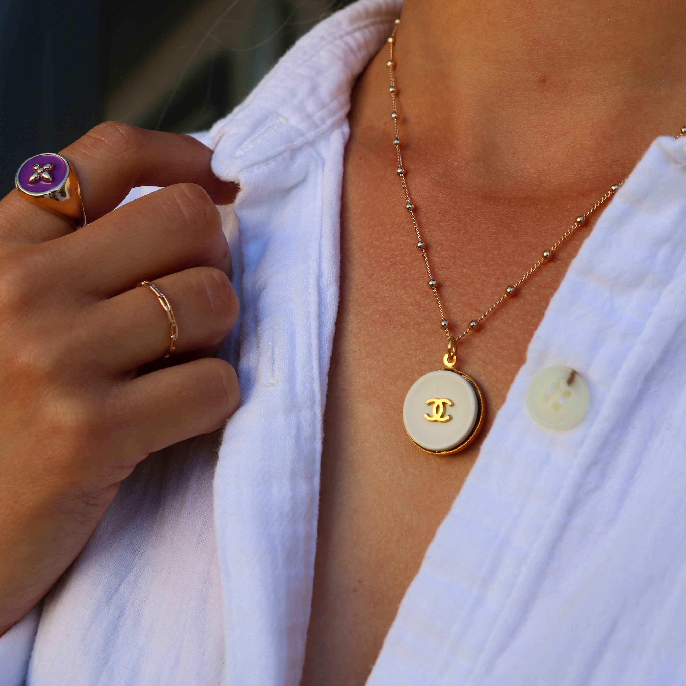 COLLIER UPCYCLÉ CHANEL | BLANC