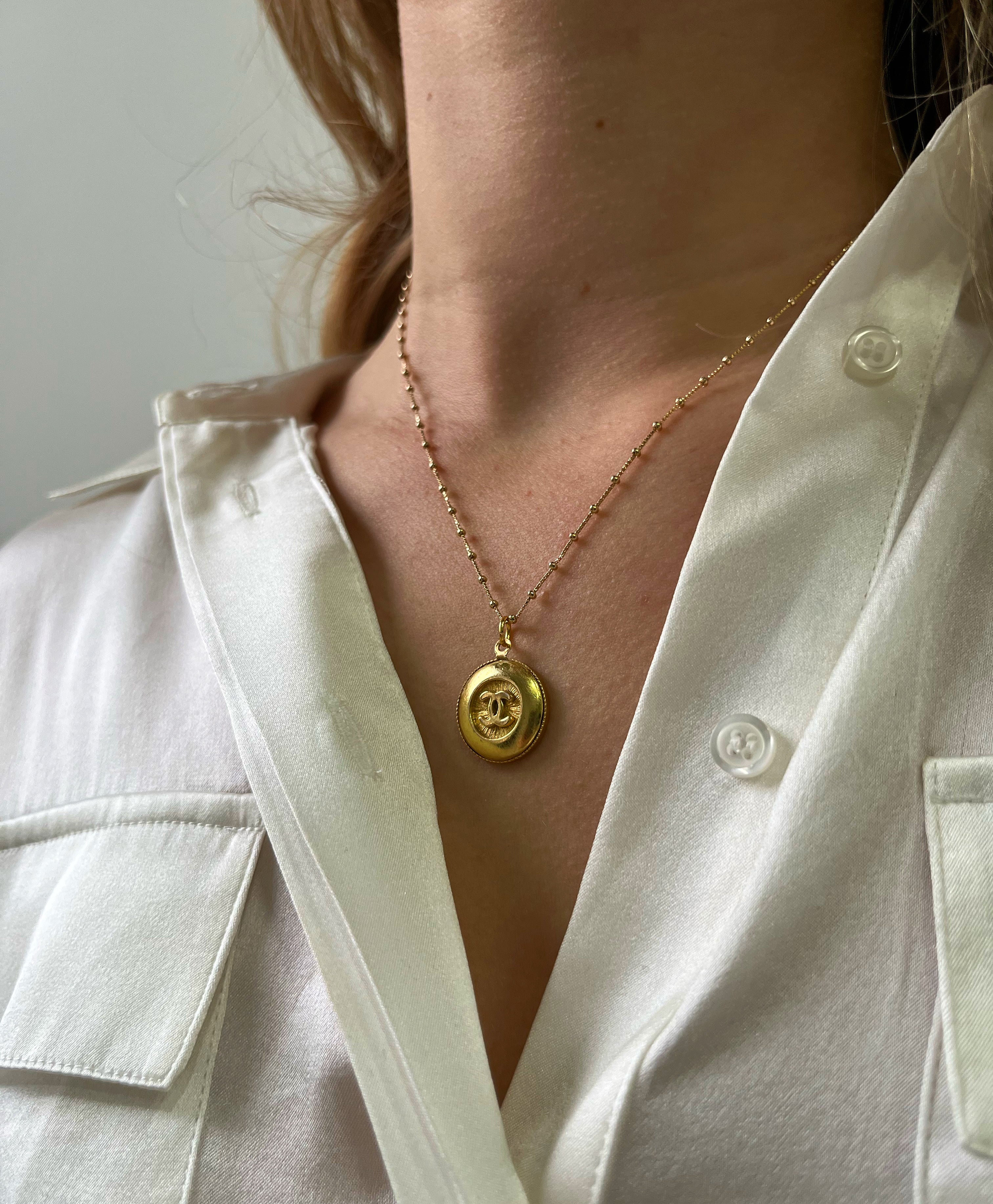 COLLIER UPCYCLÉ CHANEL | DORÉ