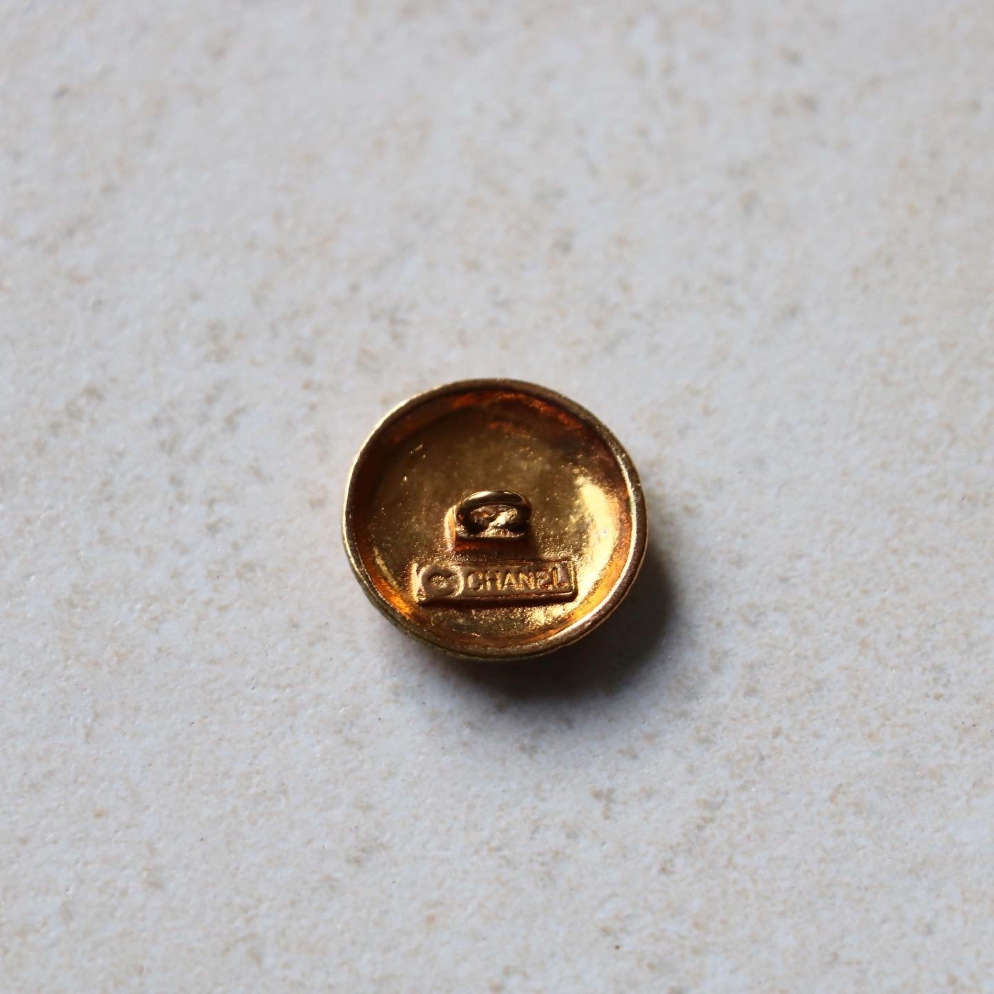 COLLIER UPCYCLÉ CHANEL | DORÉ RARE