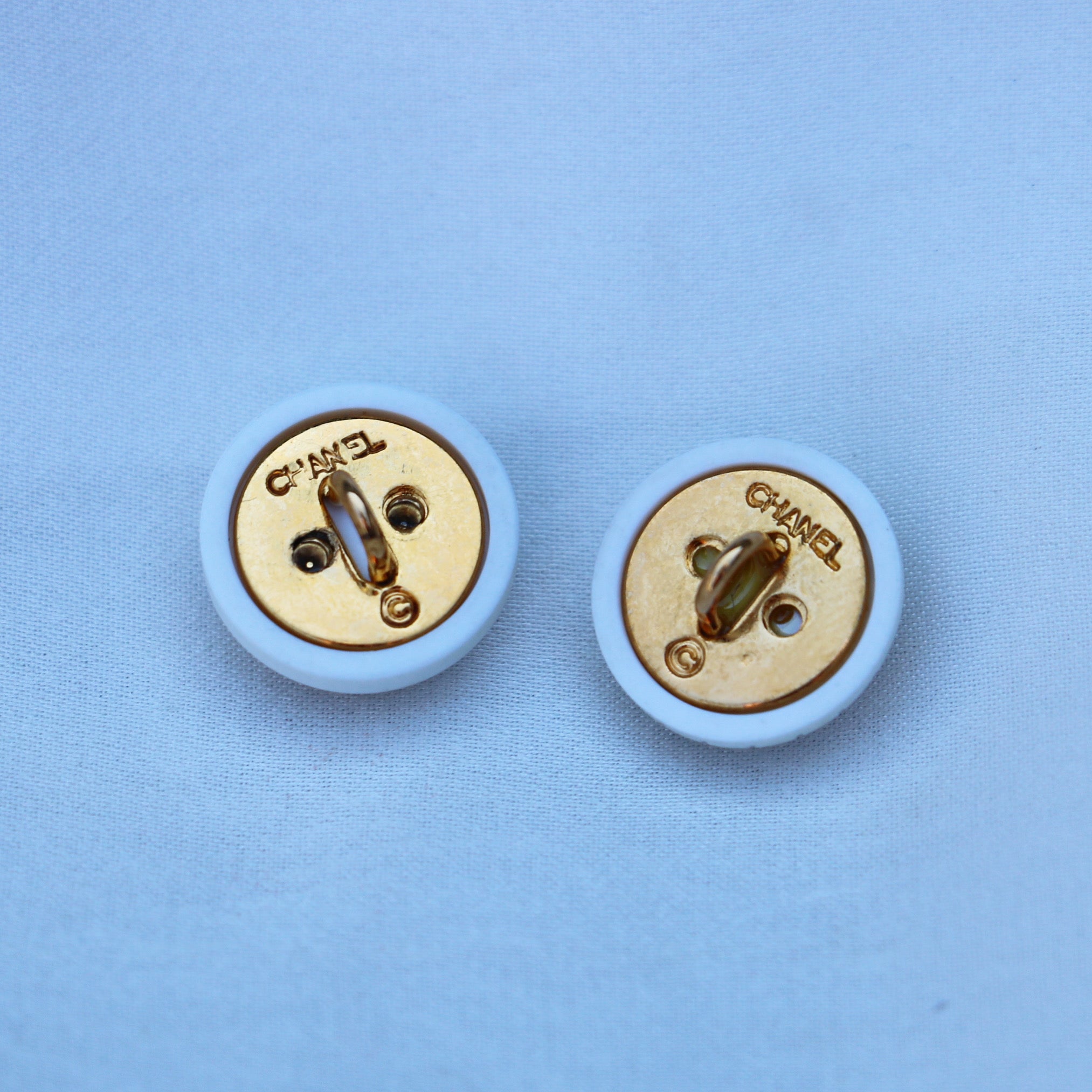 COLLIER UPCYCLÉ CHANEL | BLANC