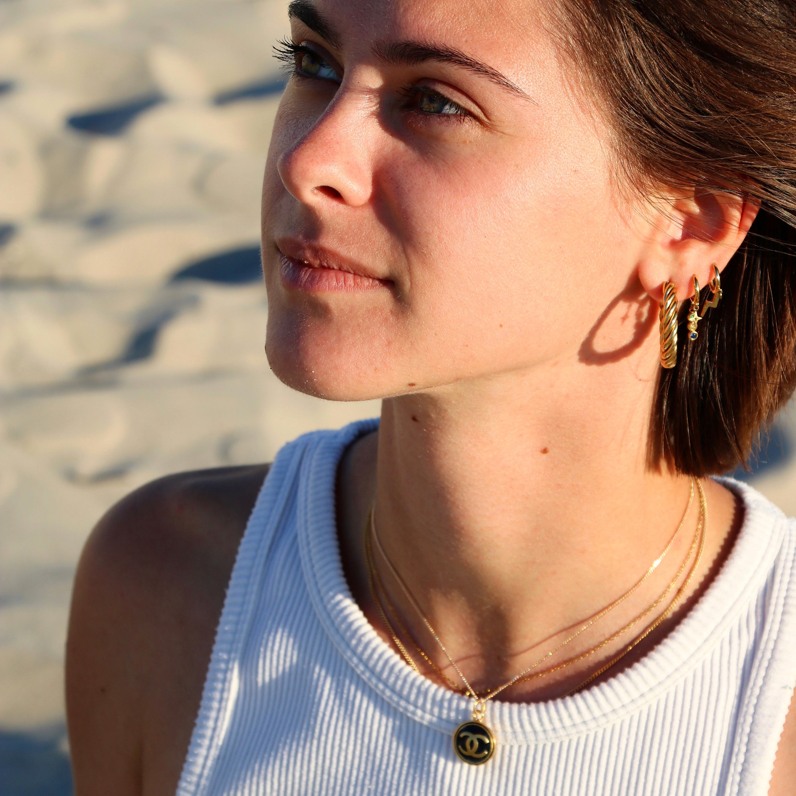 COLLIER UPCYCLÉ CHANEL | MINI NOIR & DORÉ