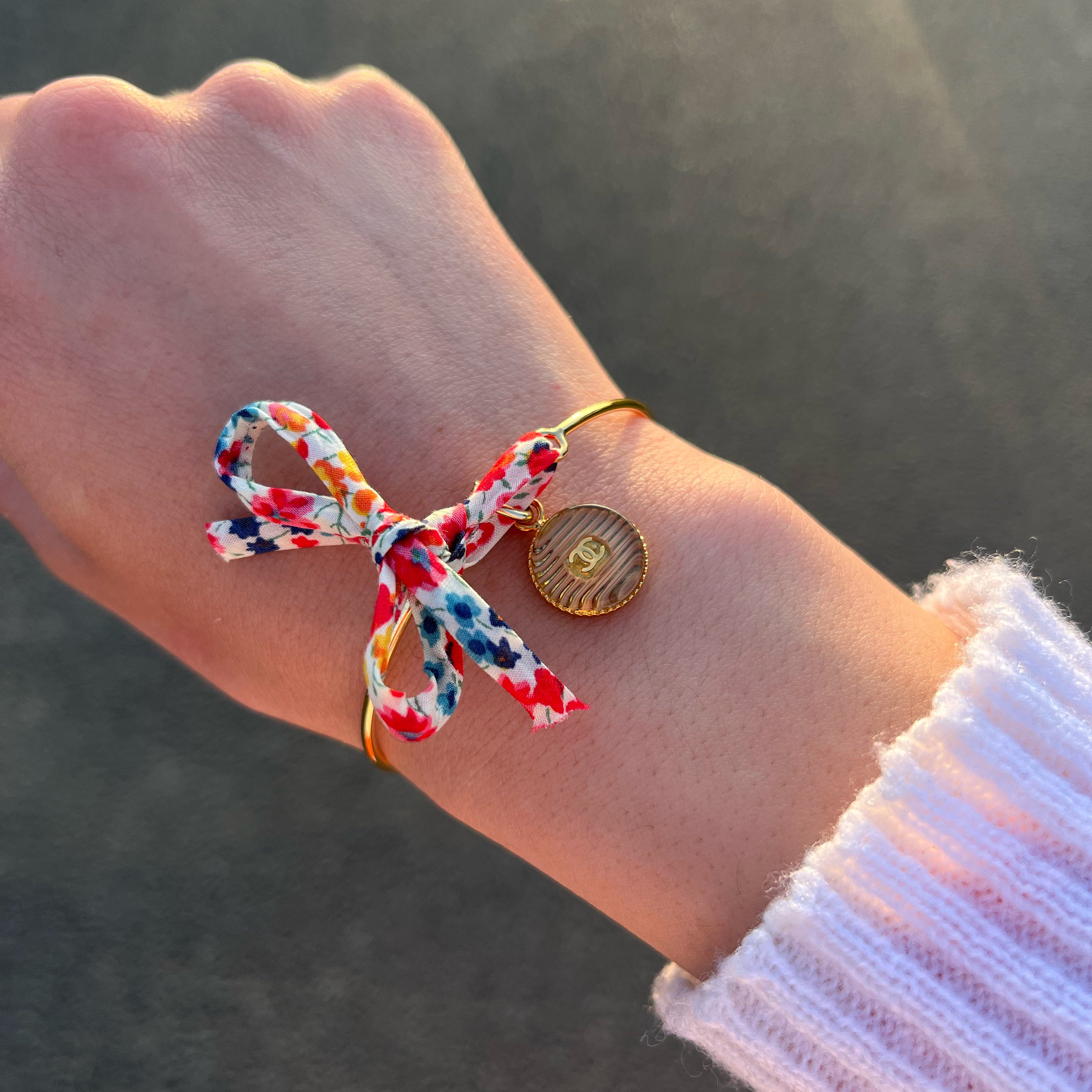 BRACELET JONC UPCYCLÉ CHANEL | ROSE