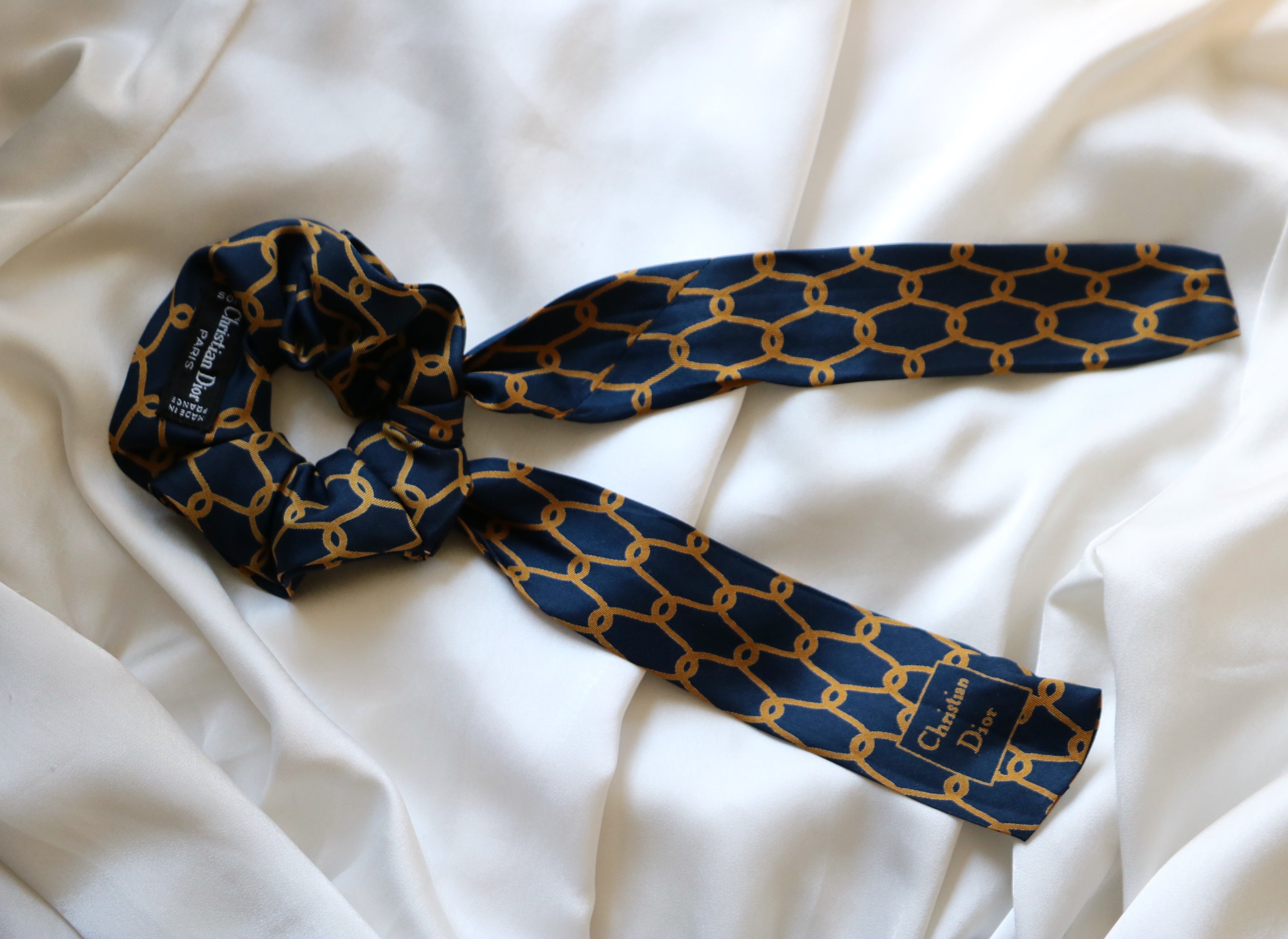 CHOUCHOU DIOR UPCYCLÉ SOIE