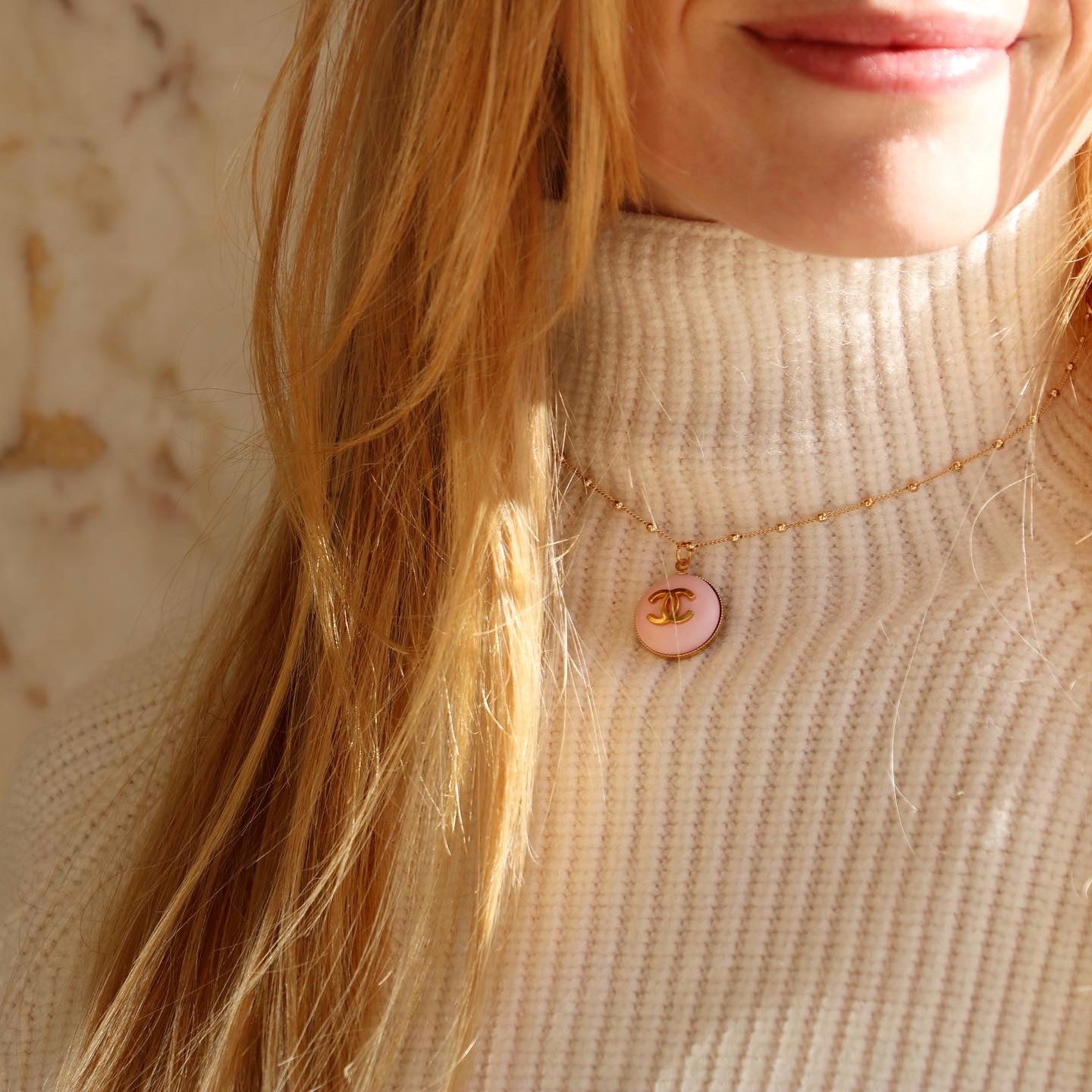 COLLIER UPCYCLÉ CHANEL | ROSE POUDRÉ