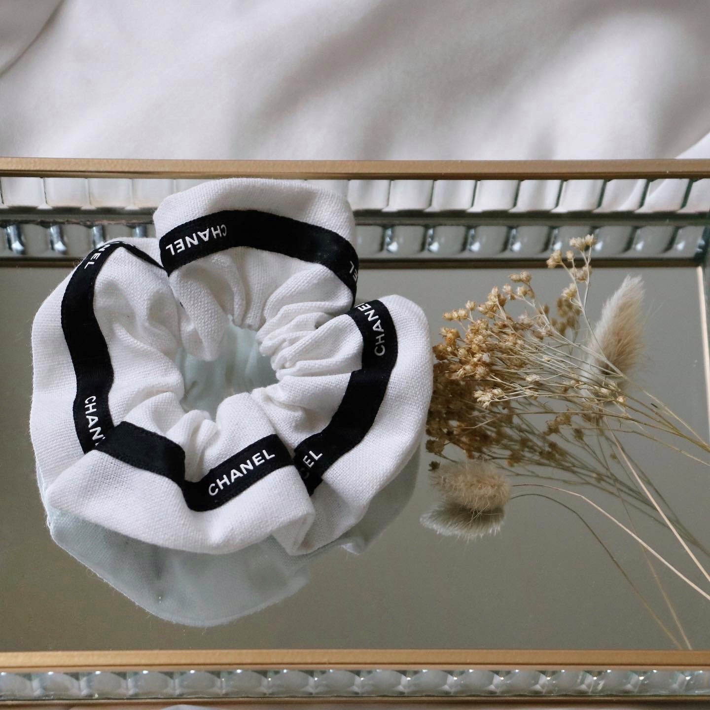 CHOUCHOU UPCYCLÉ | LIN BLANC ET NOIR