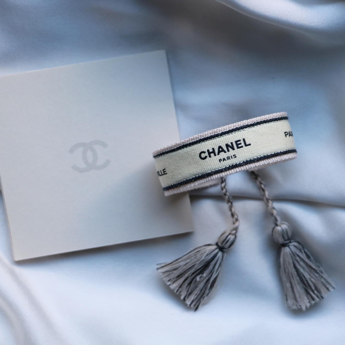 BRACELET TISSÉ UPCYCLÉ CHANEL | PARIS DEAUVILLE