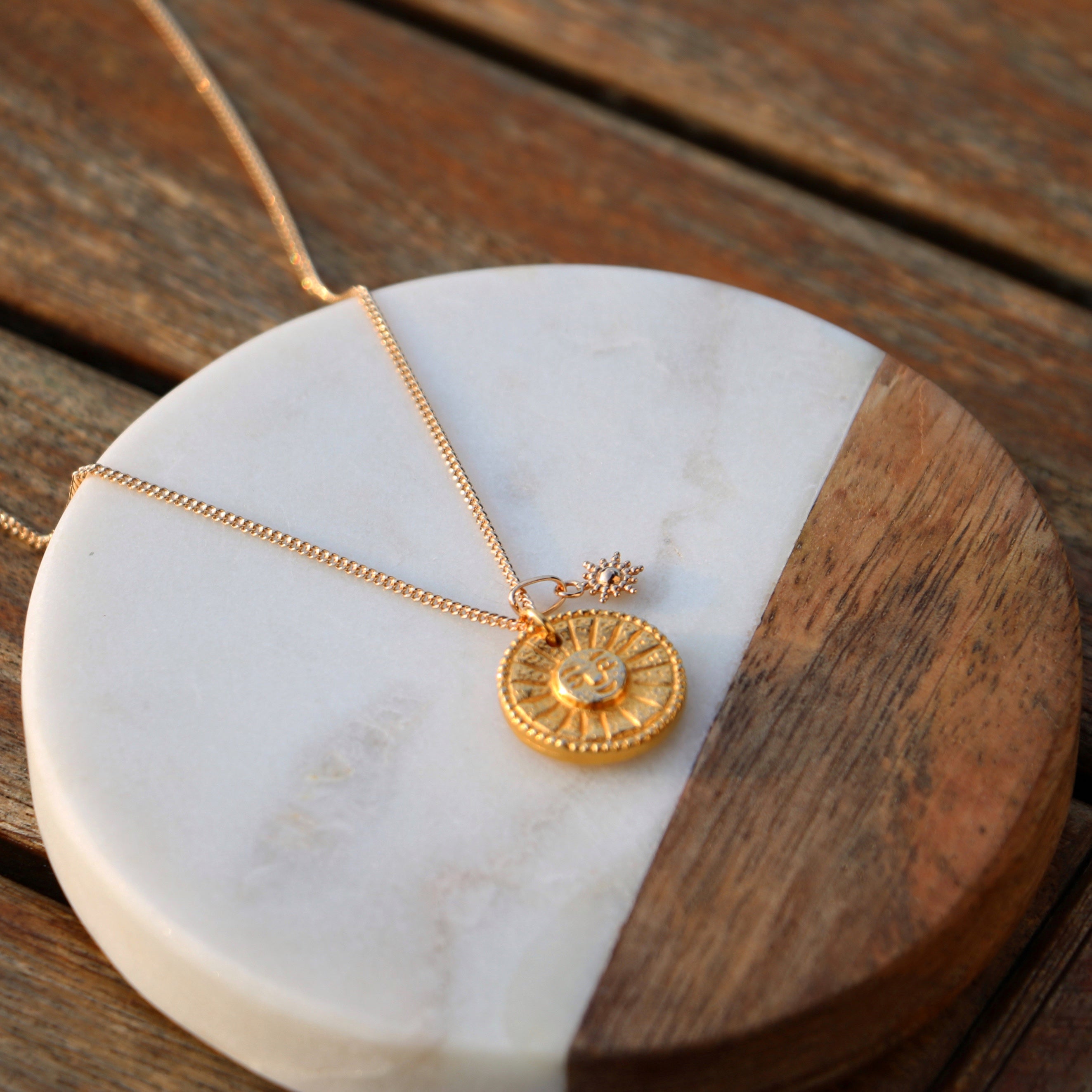 COLLIER UPCYCLÉ CHANEL | "SOLEIL" RARE