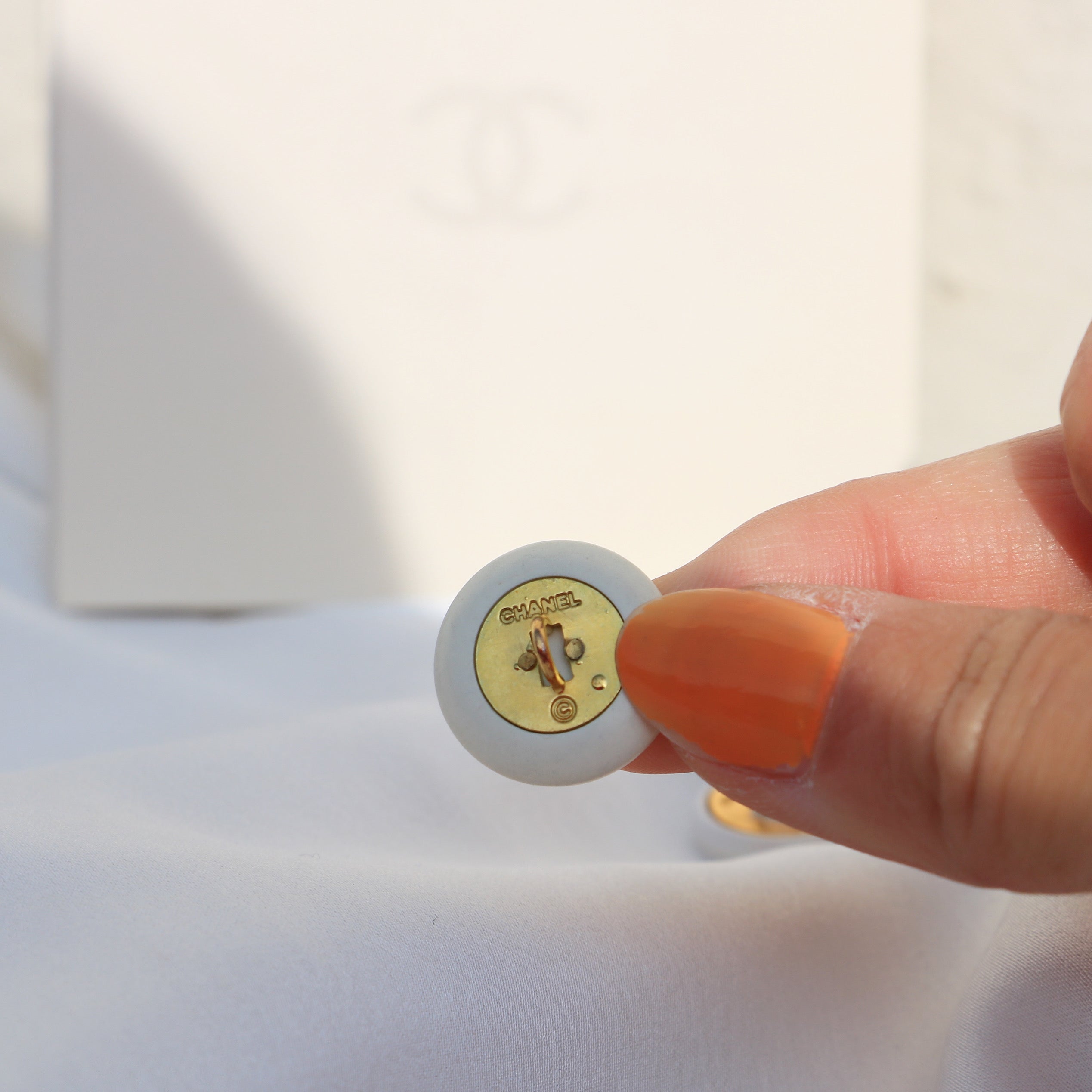 COLLIER UPCYCLÉ CHANEL | BLANC