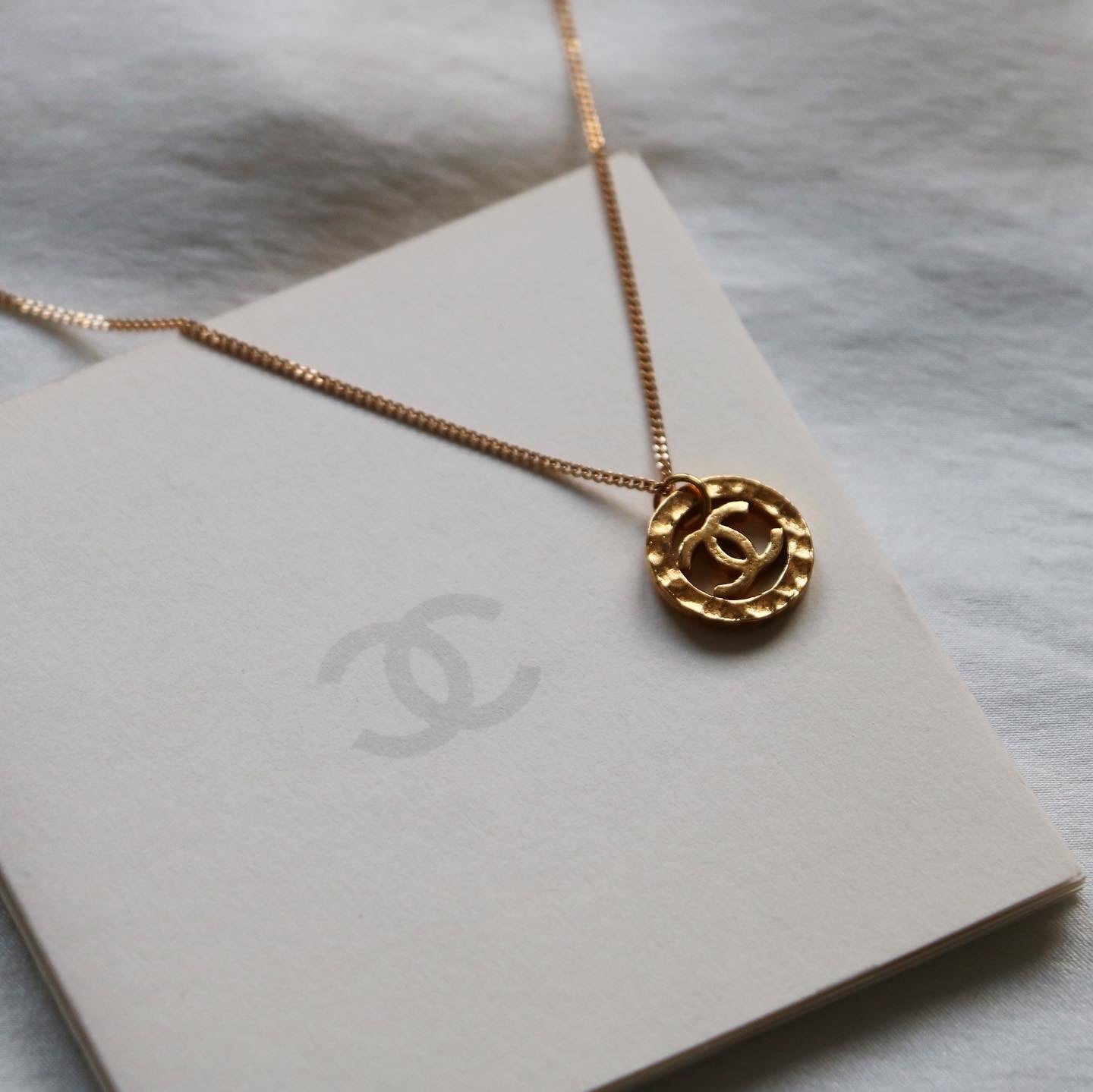 COLLIER UPCYCLÉ CHANEL | PETIT MARTELÉ