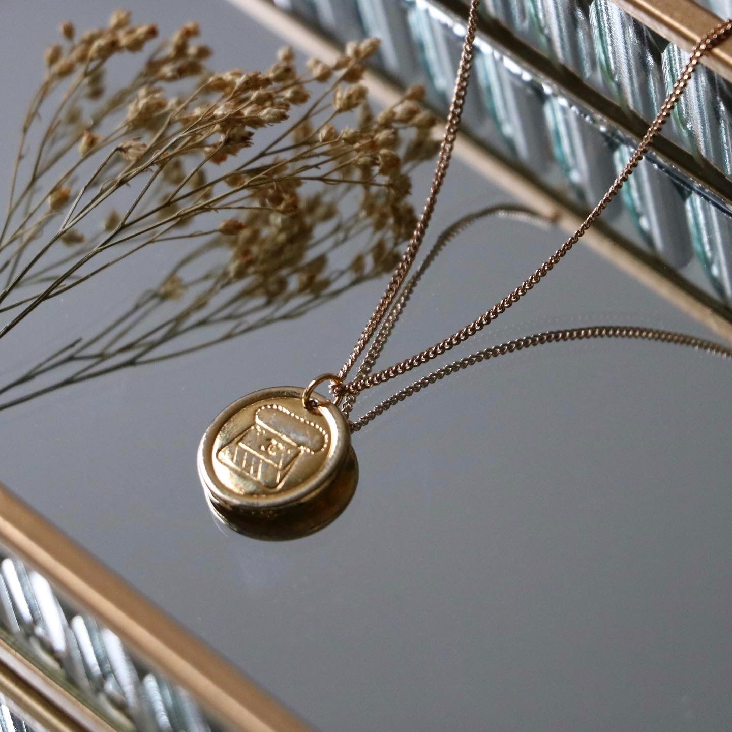 COLLIER UPCYCLÉ | BOUTON "CHANEL BAG"