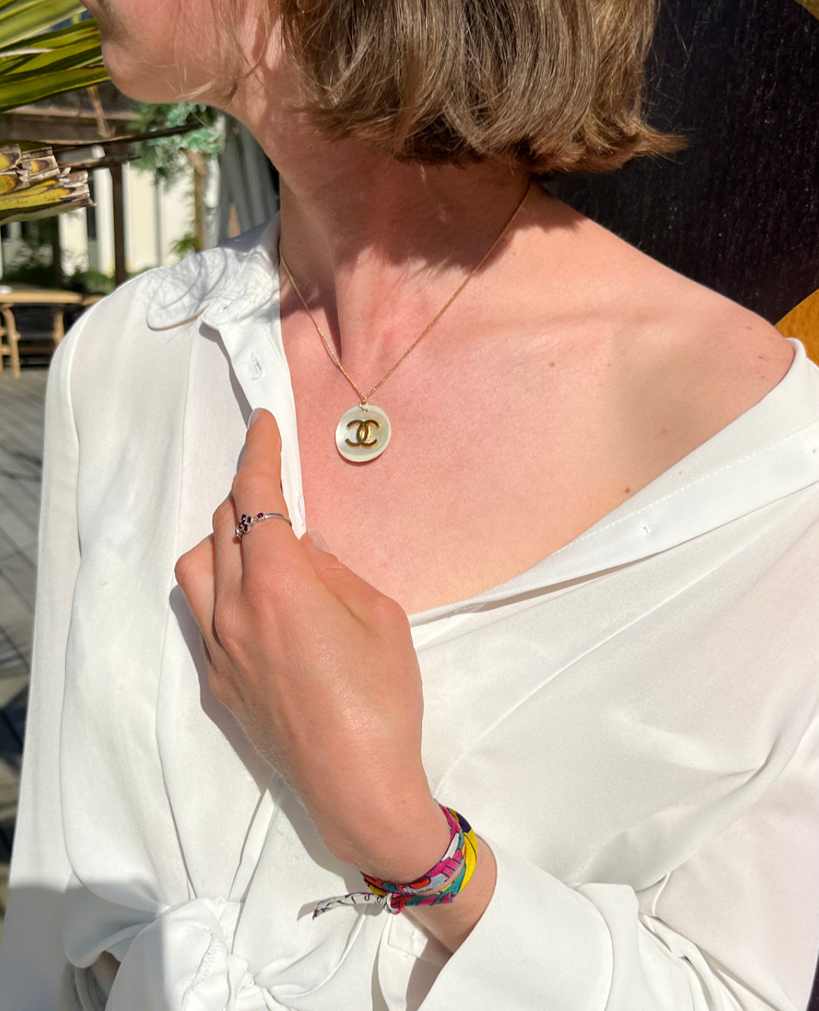 COLLIER UPCYCLÉ CHANEL | BLANC NACRE IRRÉGULIER RARE