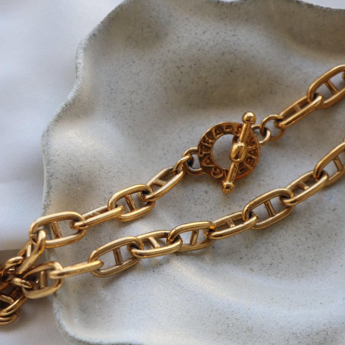 Collier Vintage Agatha Paris Années 80/90 - Gros Maillons Métal Doré - Longueur Mi-longue