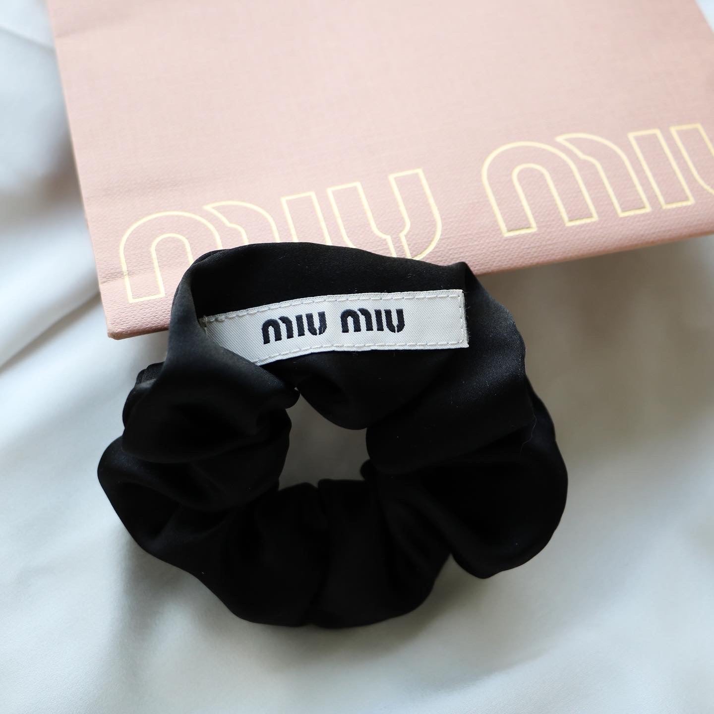 CHOUCHOU UPCYCLÉ MIUMIU | 100% SOIE