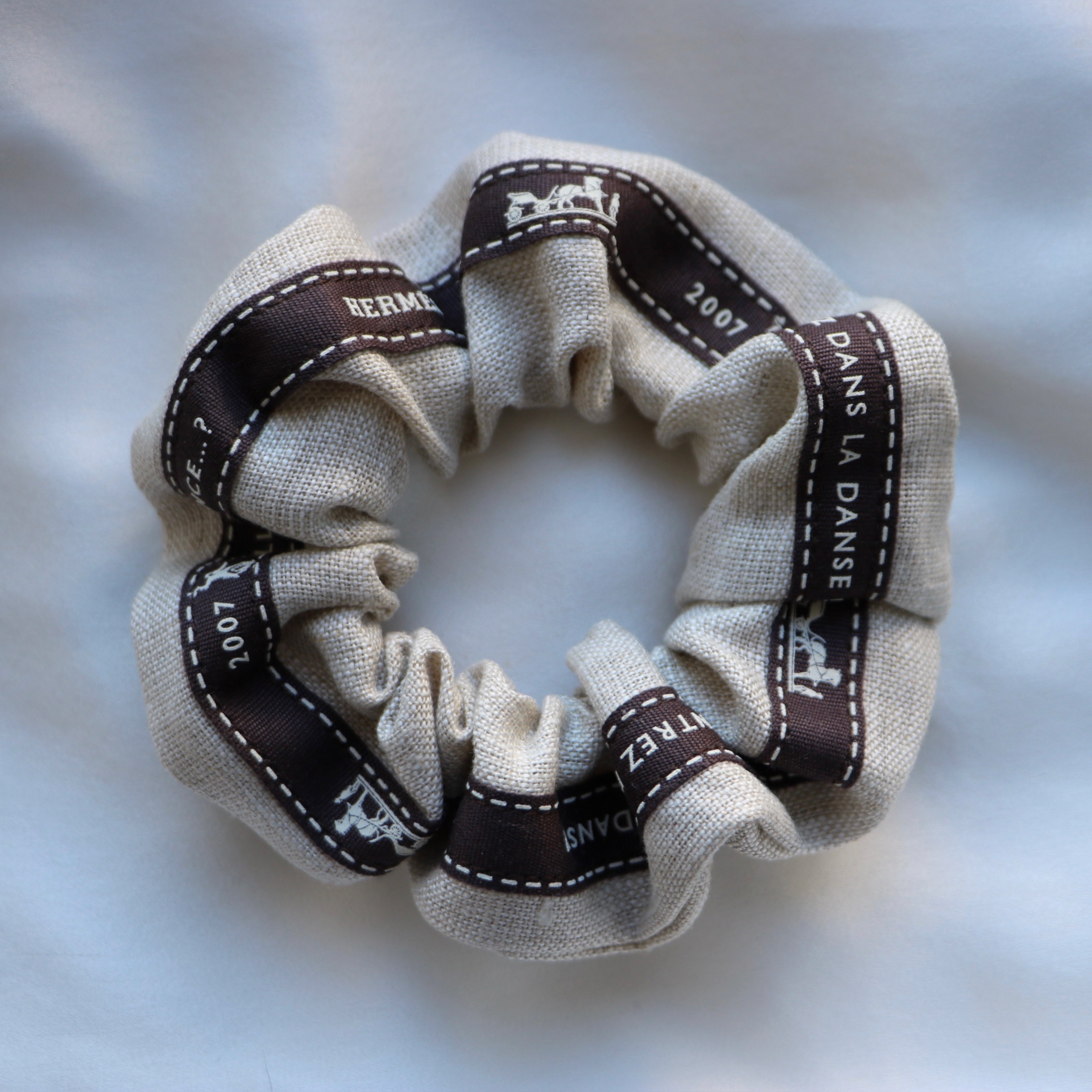 CHOUCHOU UPCYCLÉ HERMÈS | LA DANSE