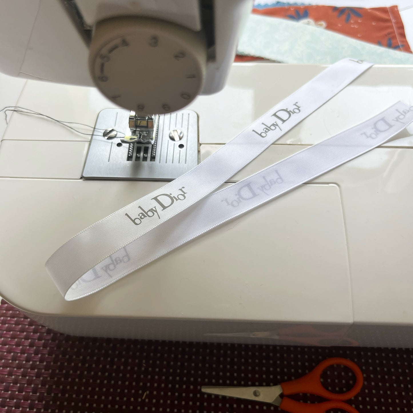 CHOUCHOU UPCYCLÉ BABY DIOR (ENFANT)